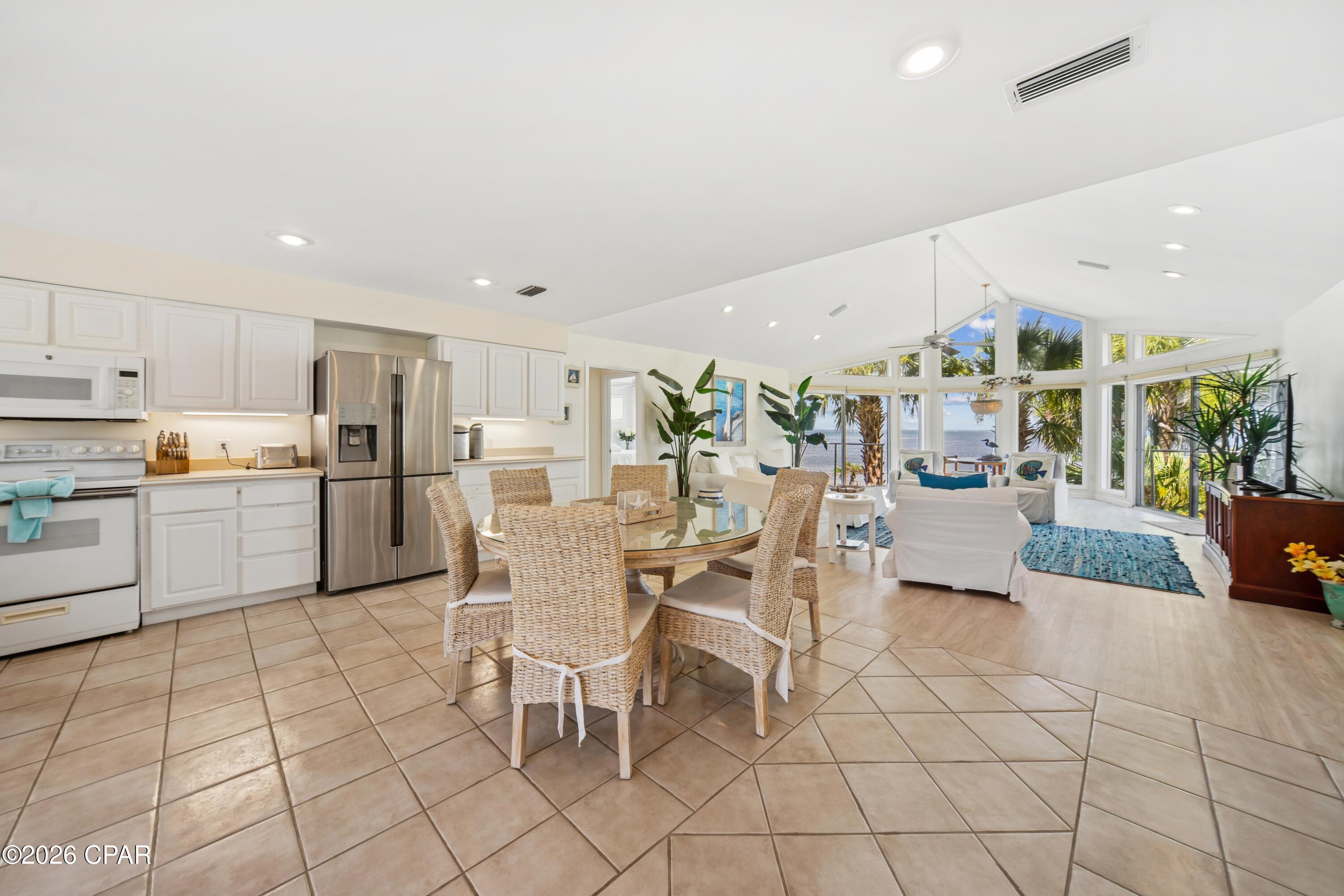 Cape Breezes - Residential