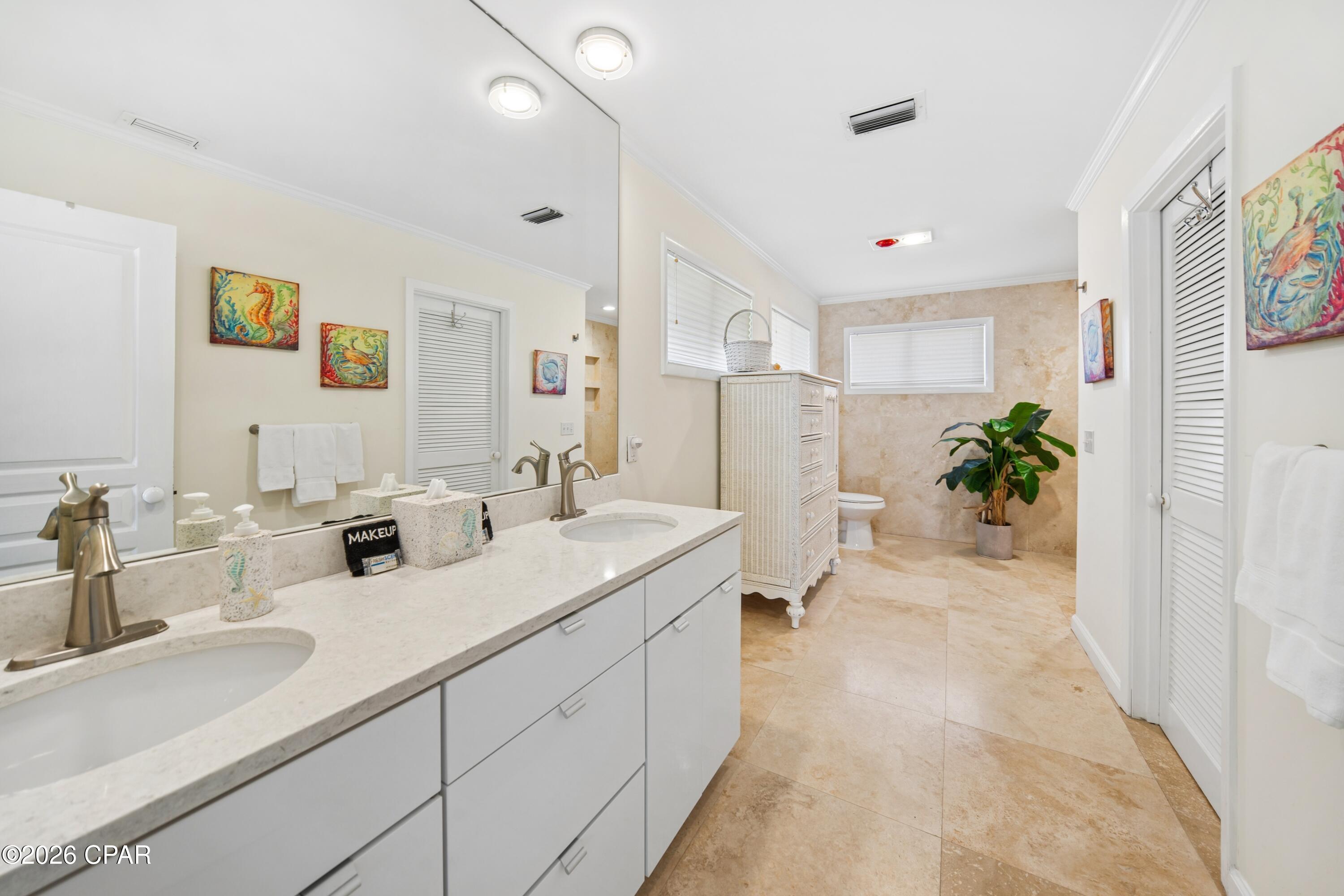 Cape Breezes - Residential