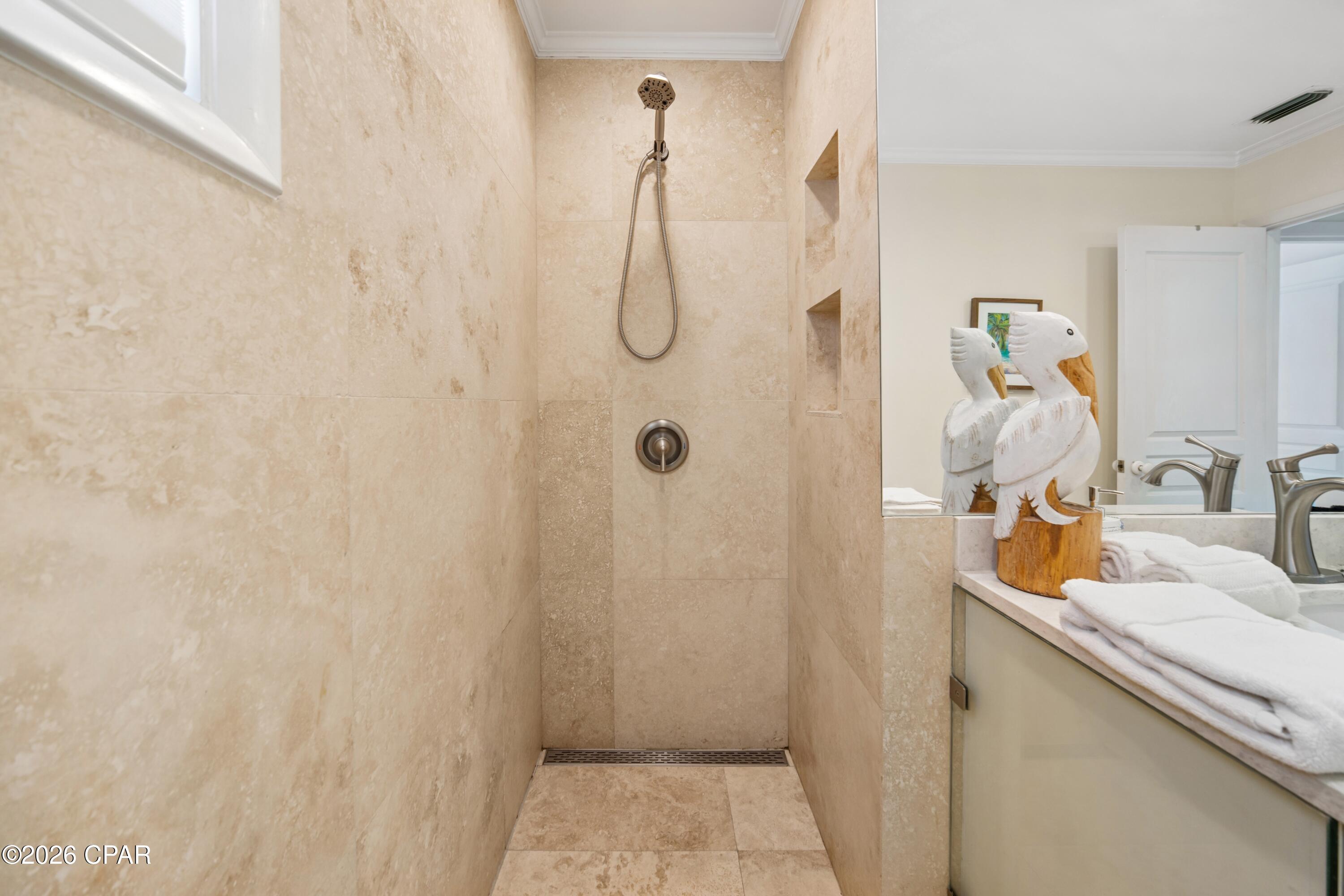 Cape Breezes - Residential