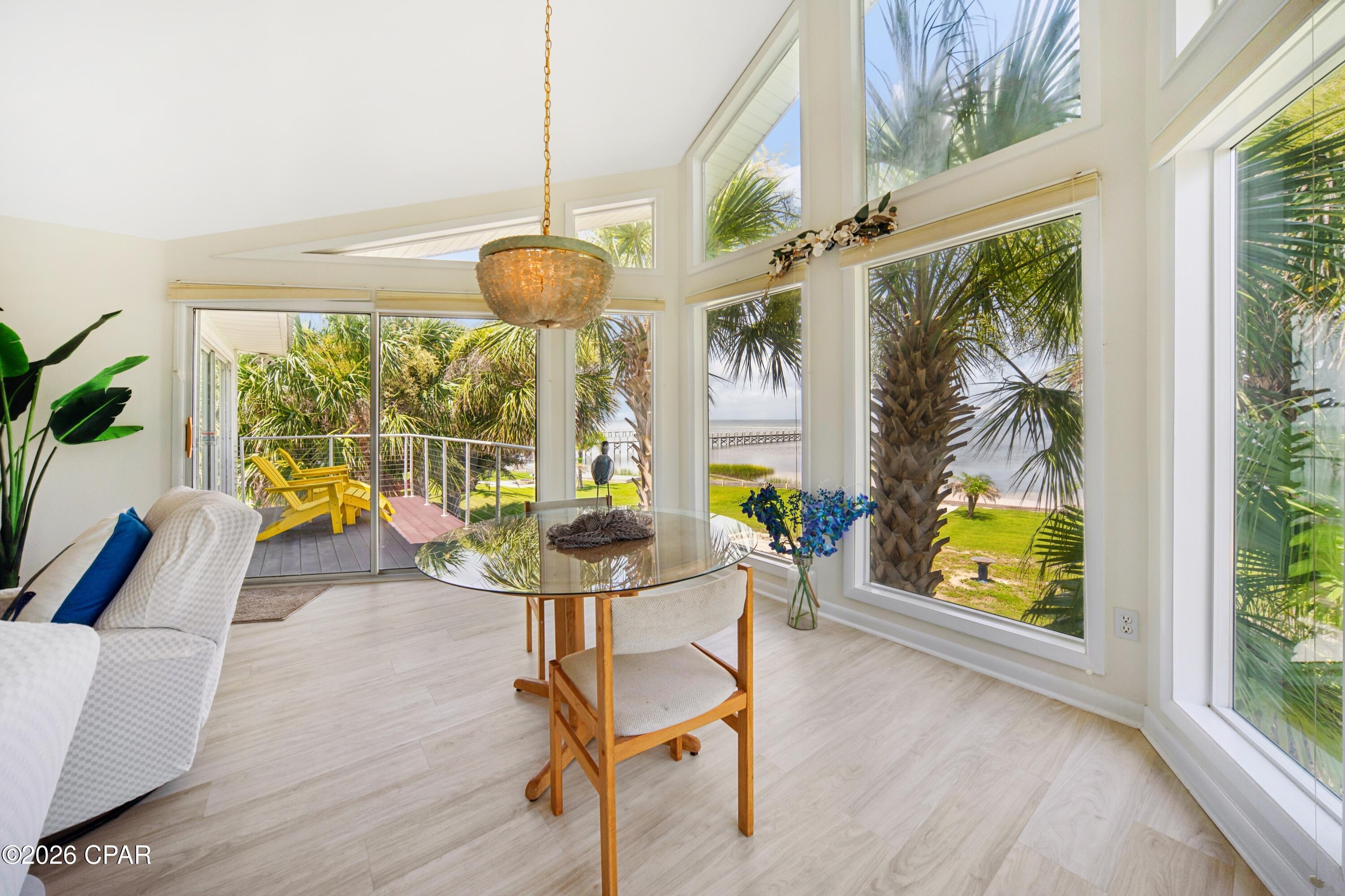 Cape Breezes - Residential