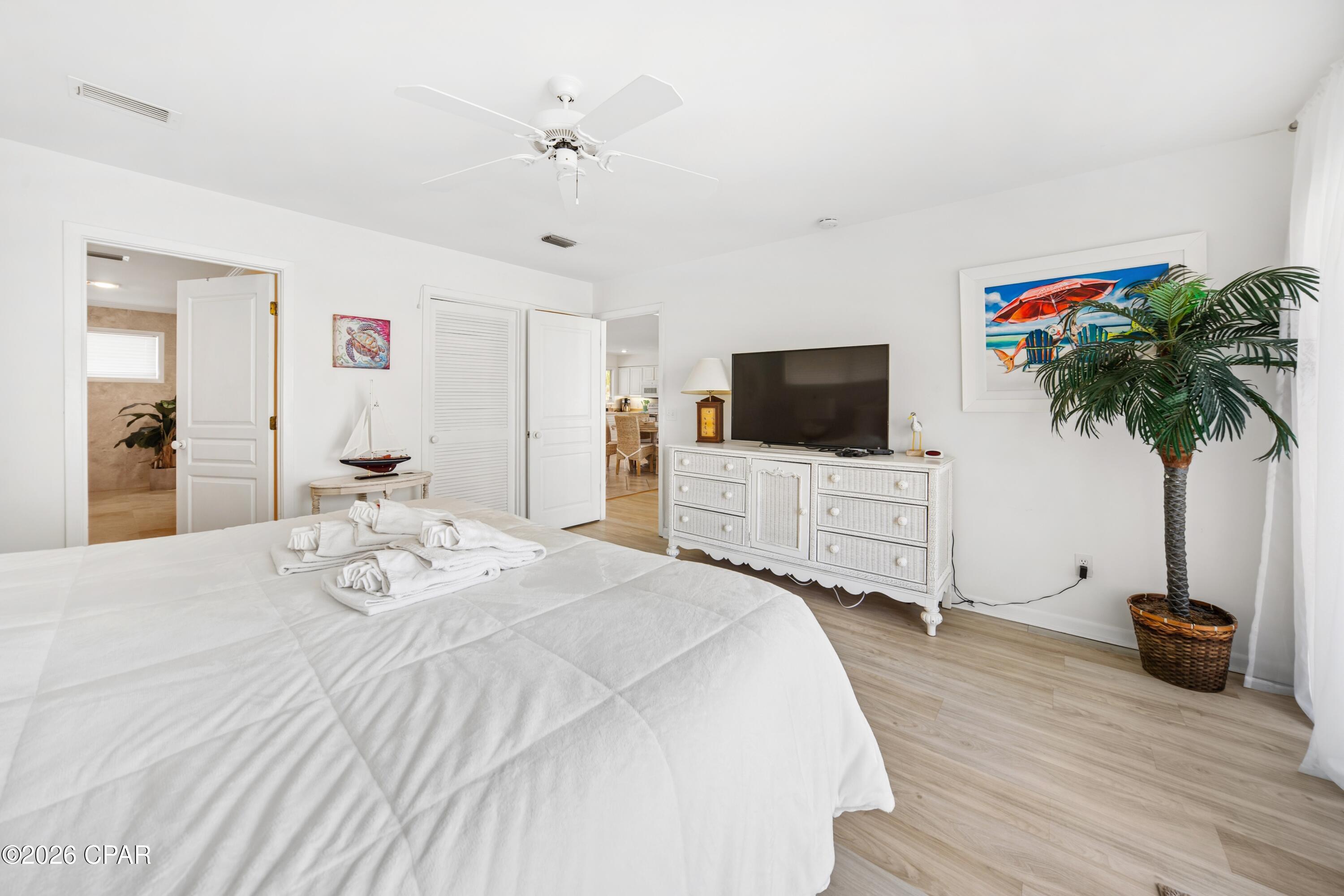 Cape Breezes - Residential