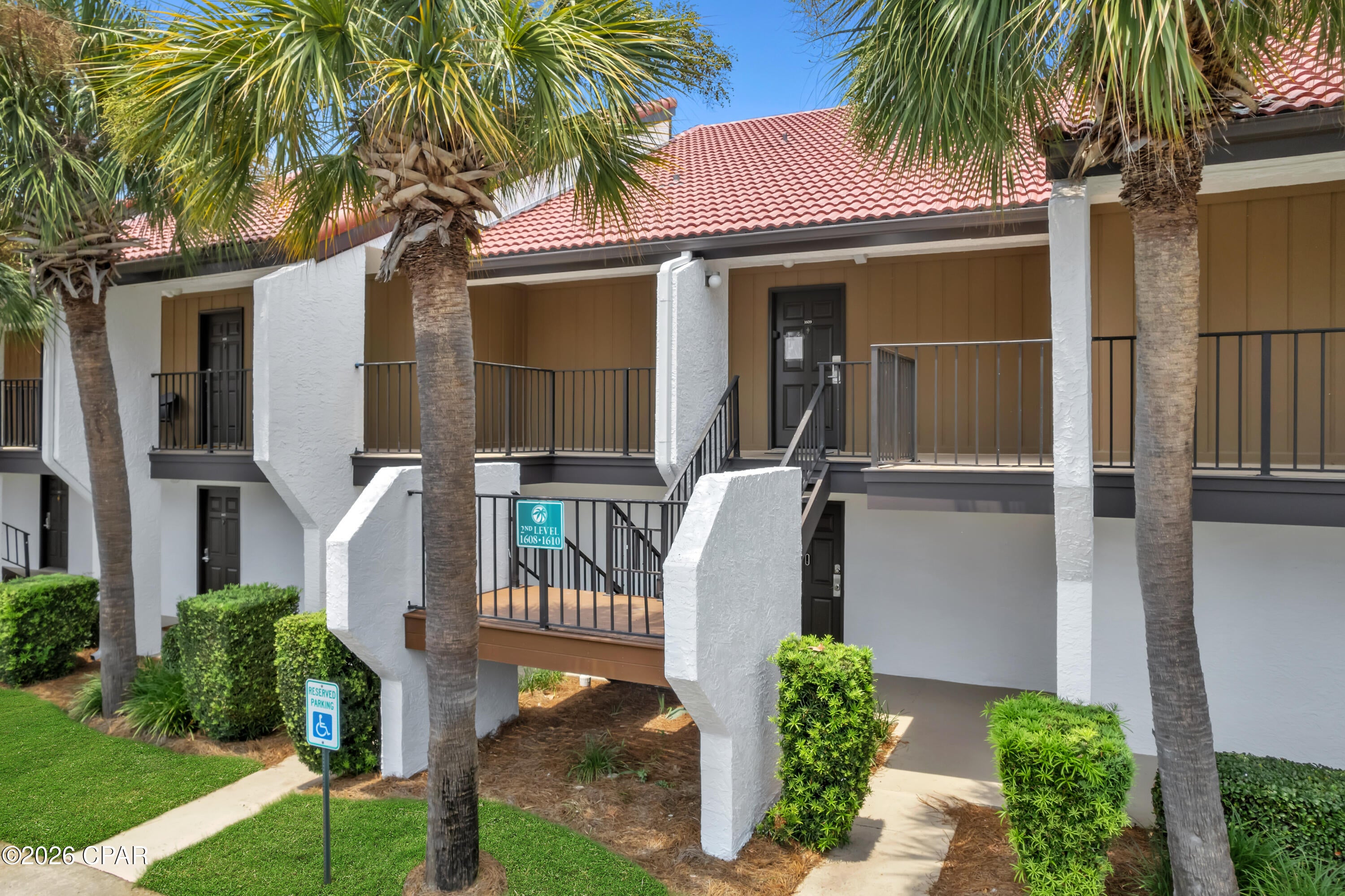 Edgewater Golf Villas 3B - Residential