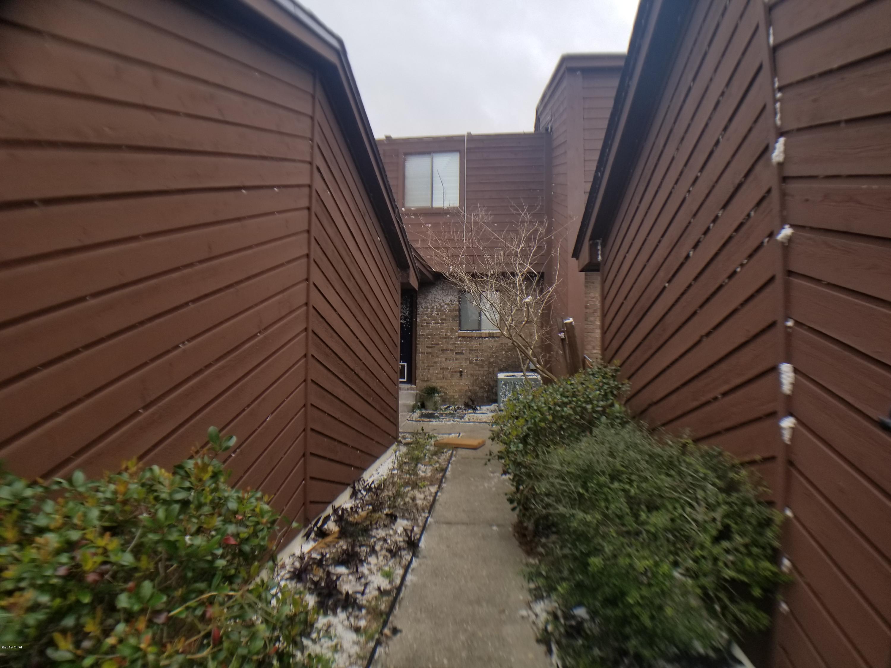Lake Marin - Residential