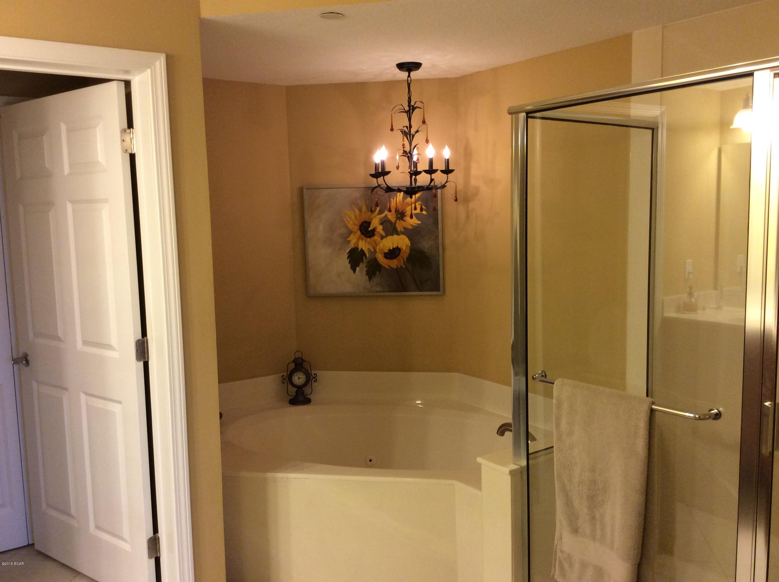 Magnolia Bay Club - Residential