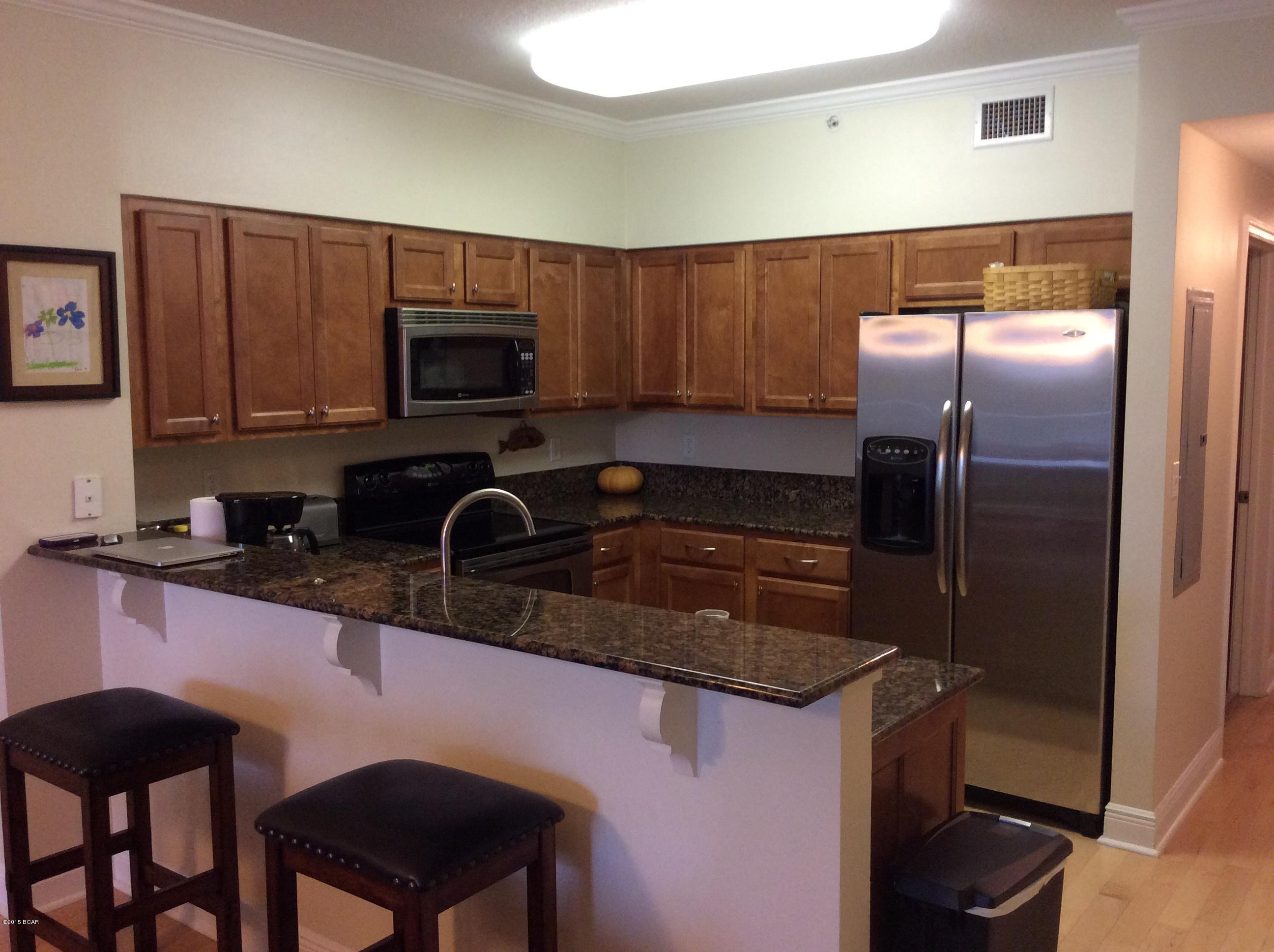Magnolia Bay Club - Residential