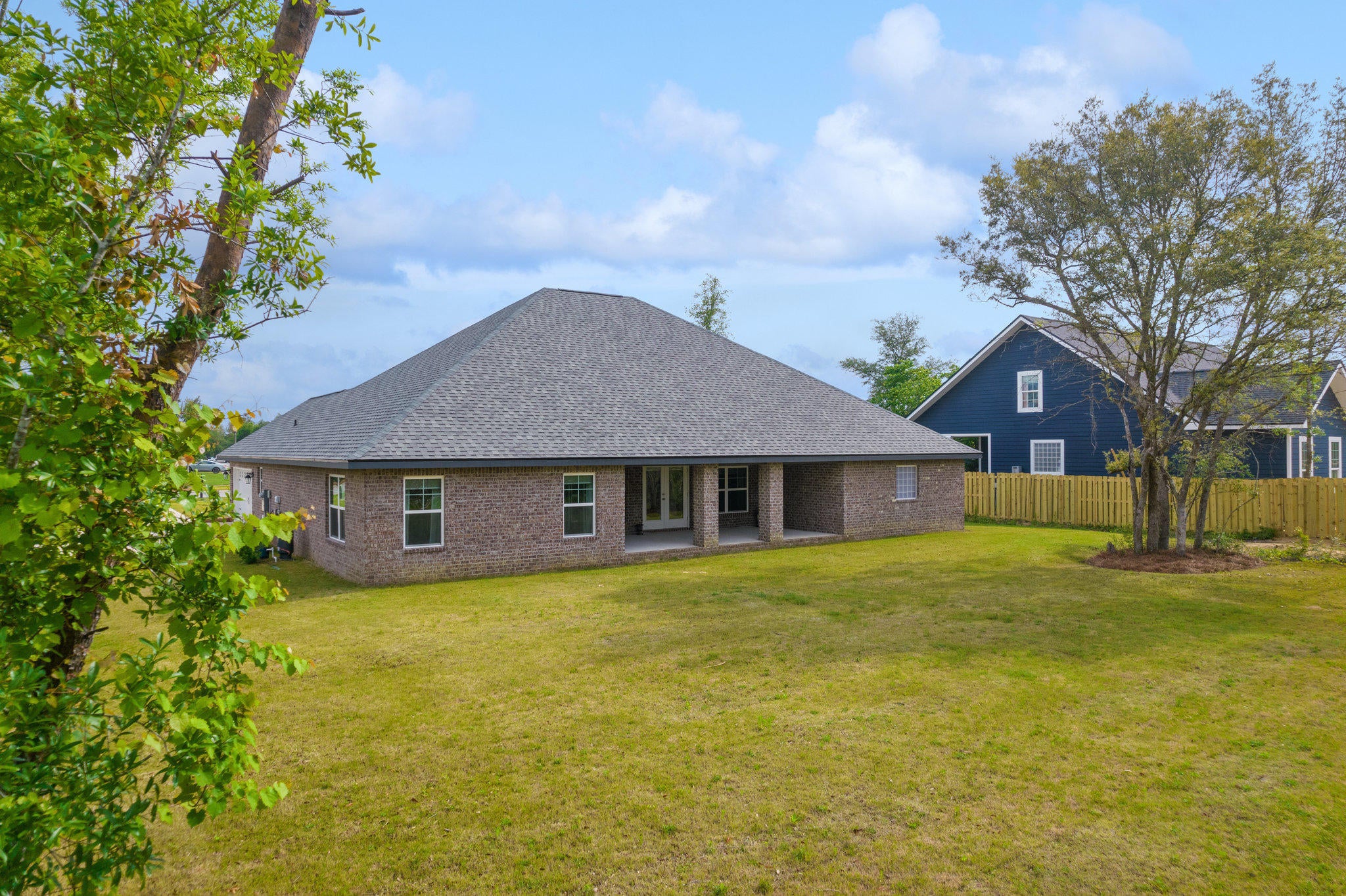 Lake Merial - Residential