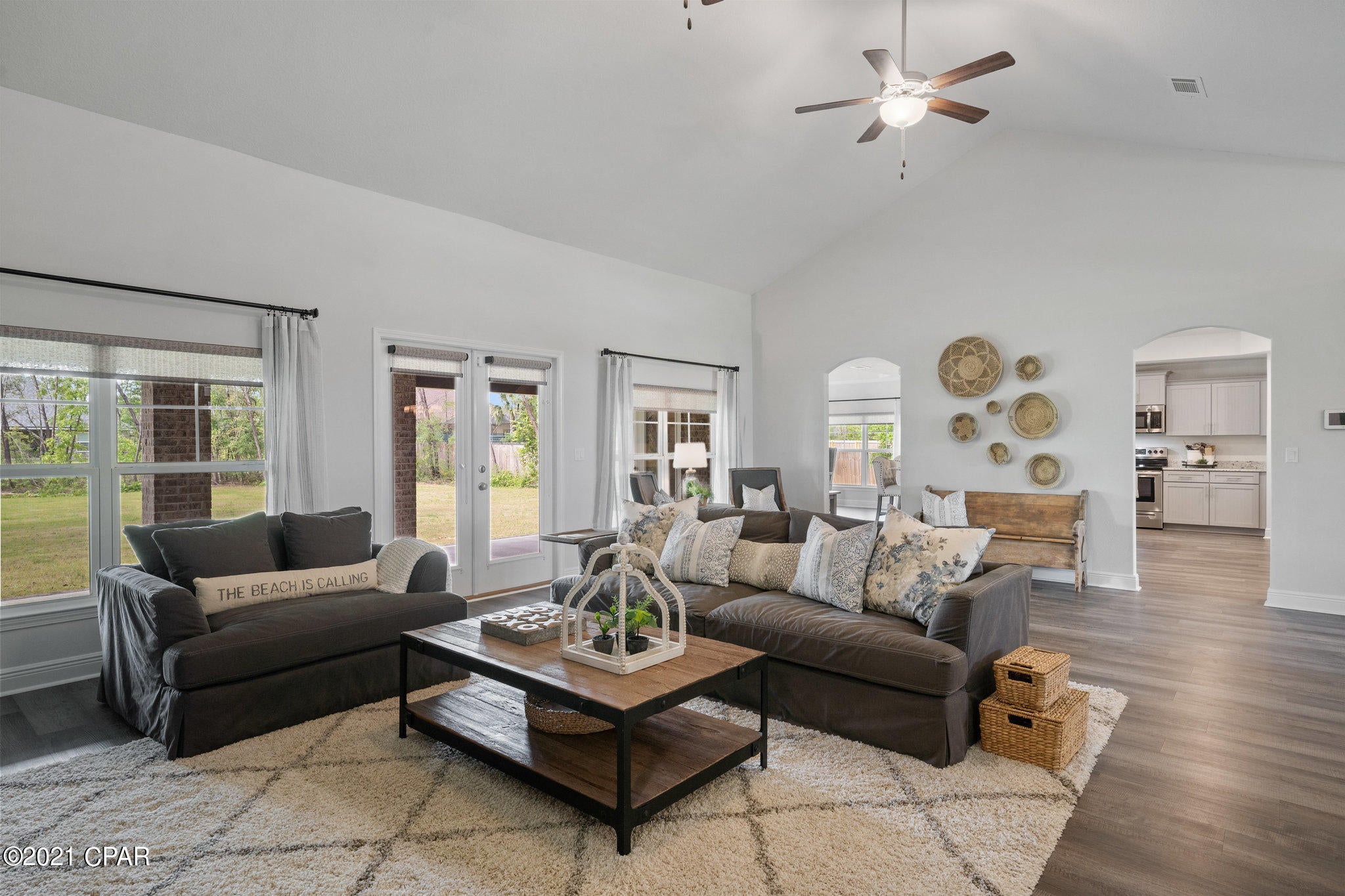 Lake Merial - Residential