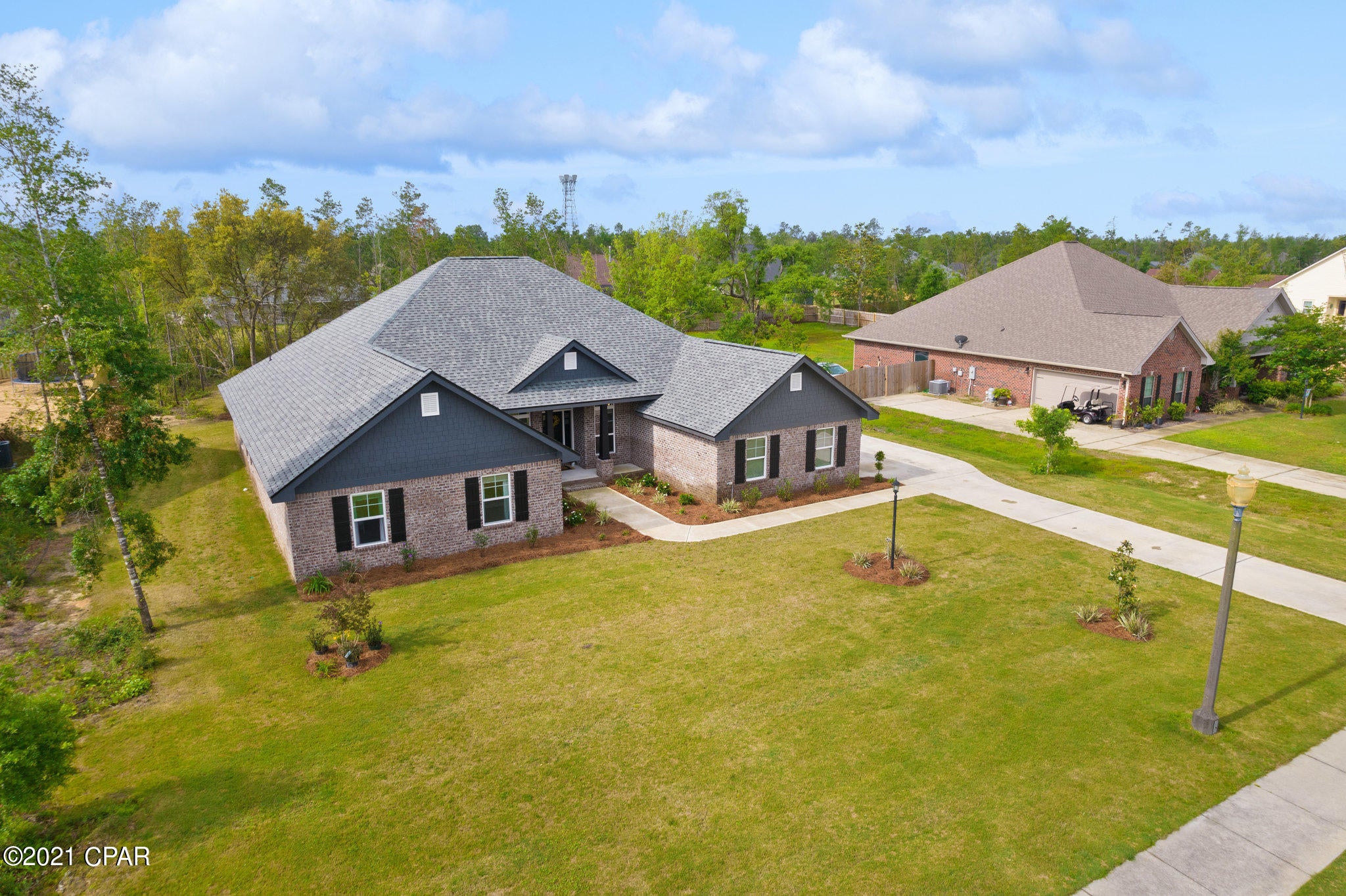 Lake Merial - Residential