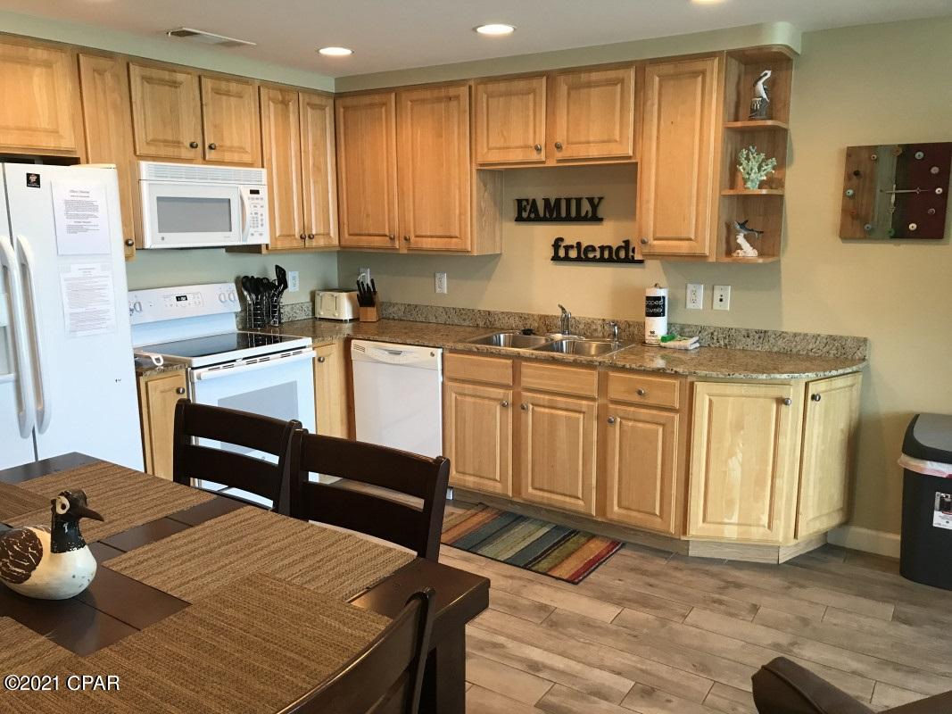 Splash Condo - Residential