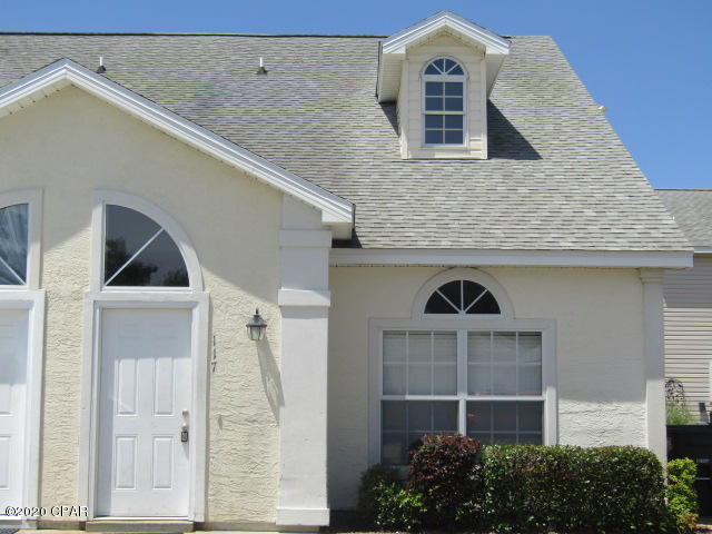 PALM COVE - 3 bedroom, 2.5 bath townhome featuring living/dining combo, kitchen, 1/2 bath, laundry room and master bedroom/master bathroom downstairs. Two bedrooms and Jack and Jill bathroom upstairs. Gated community features volleyball court, two community pools. Lawn and garbage service provided by HOA.	 NO PETS
