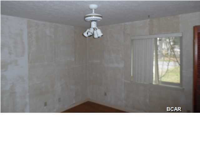 Venetian Villa 1st Add Replat - Residential