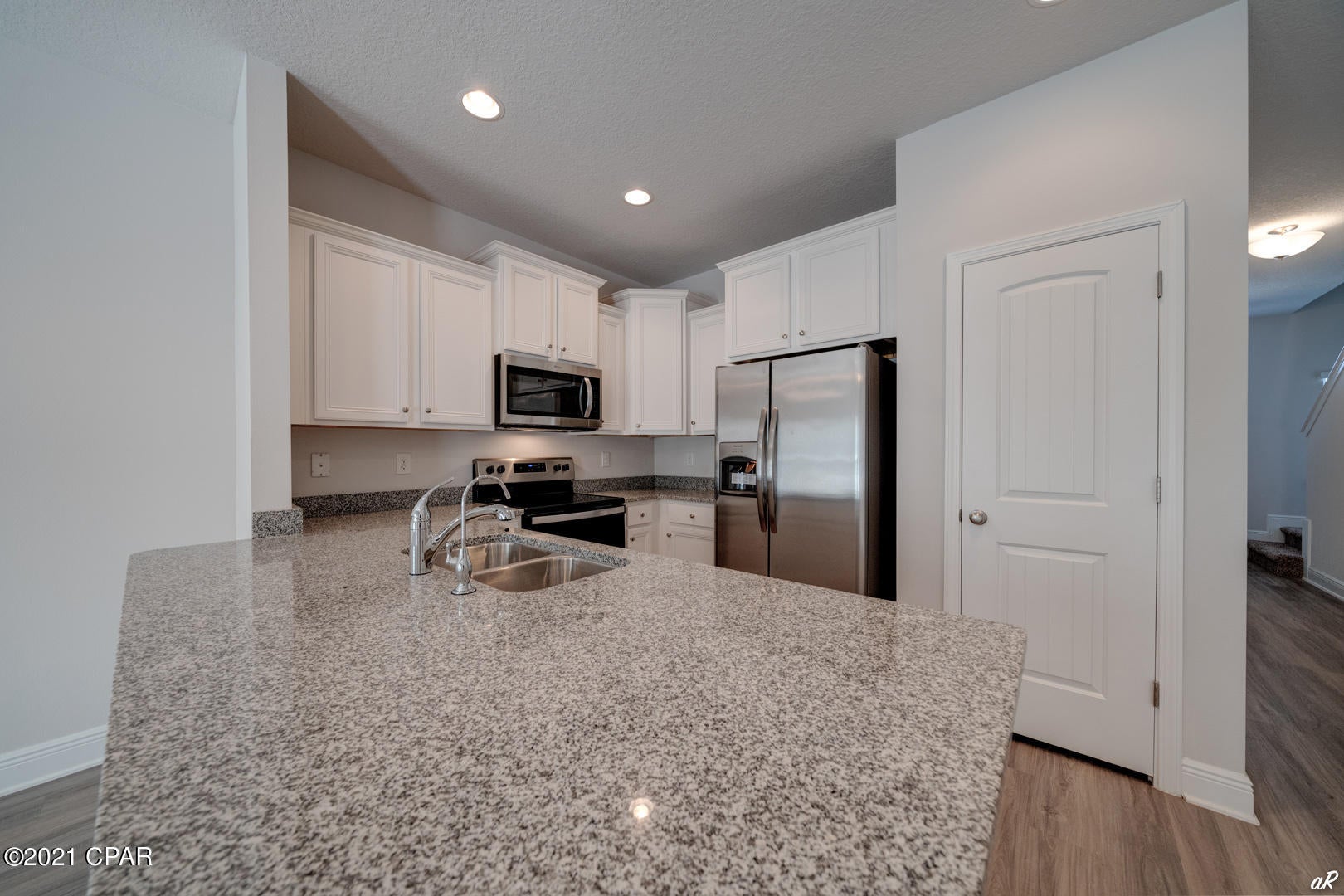Hathaway Townhomes - Residential Lease