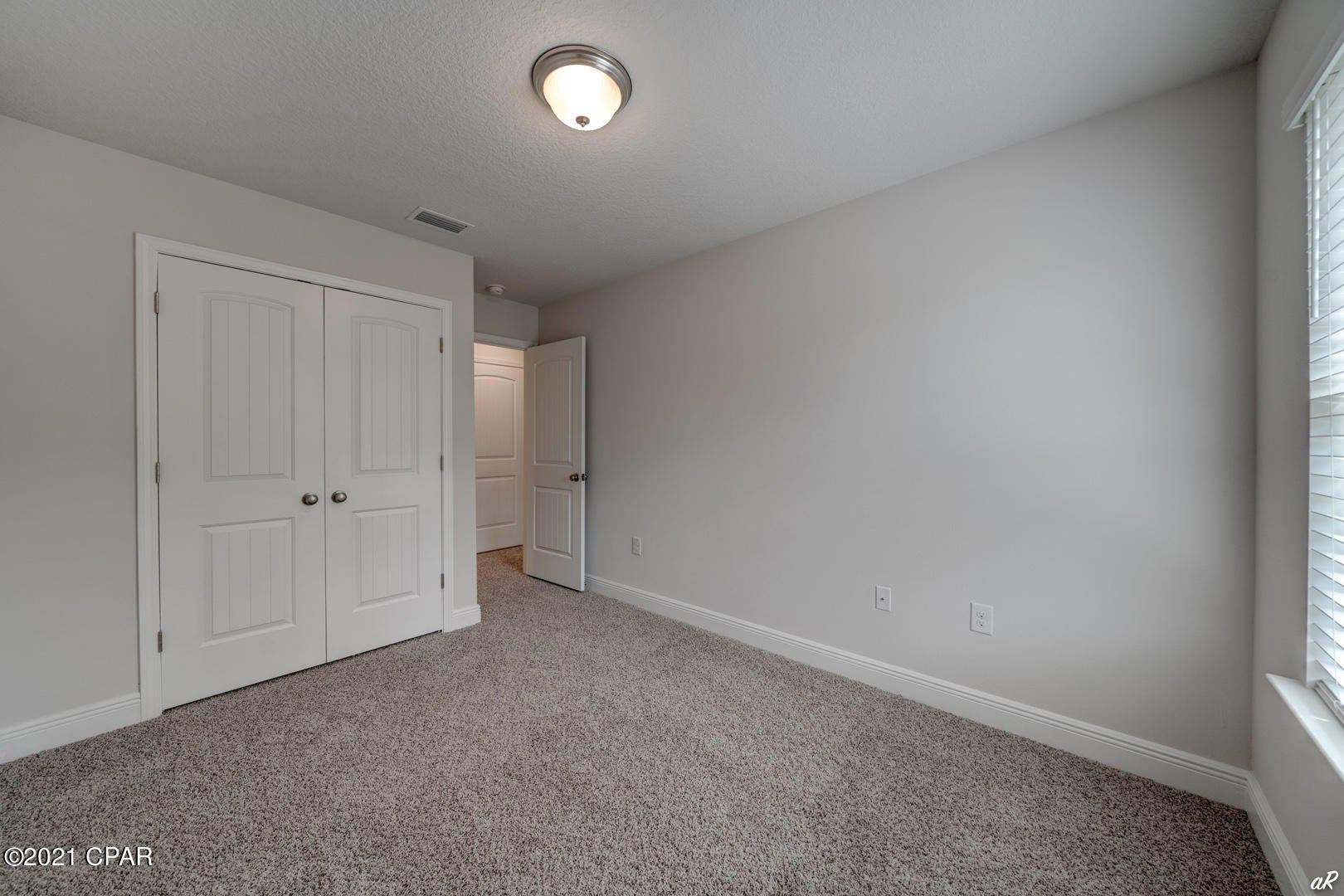 Hathaway Townhomes - Residential Lease