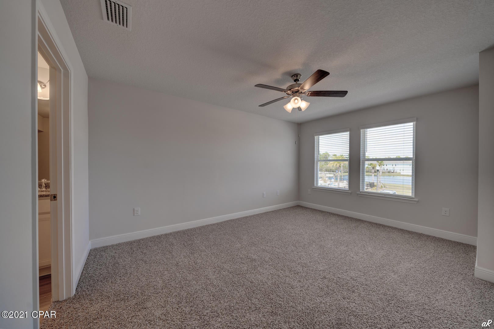 Hathaway Townhomes - Residential Lease