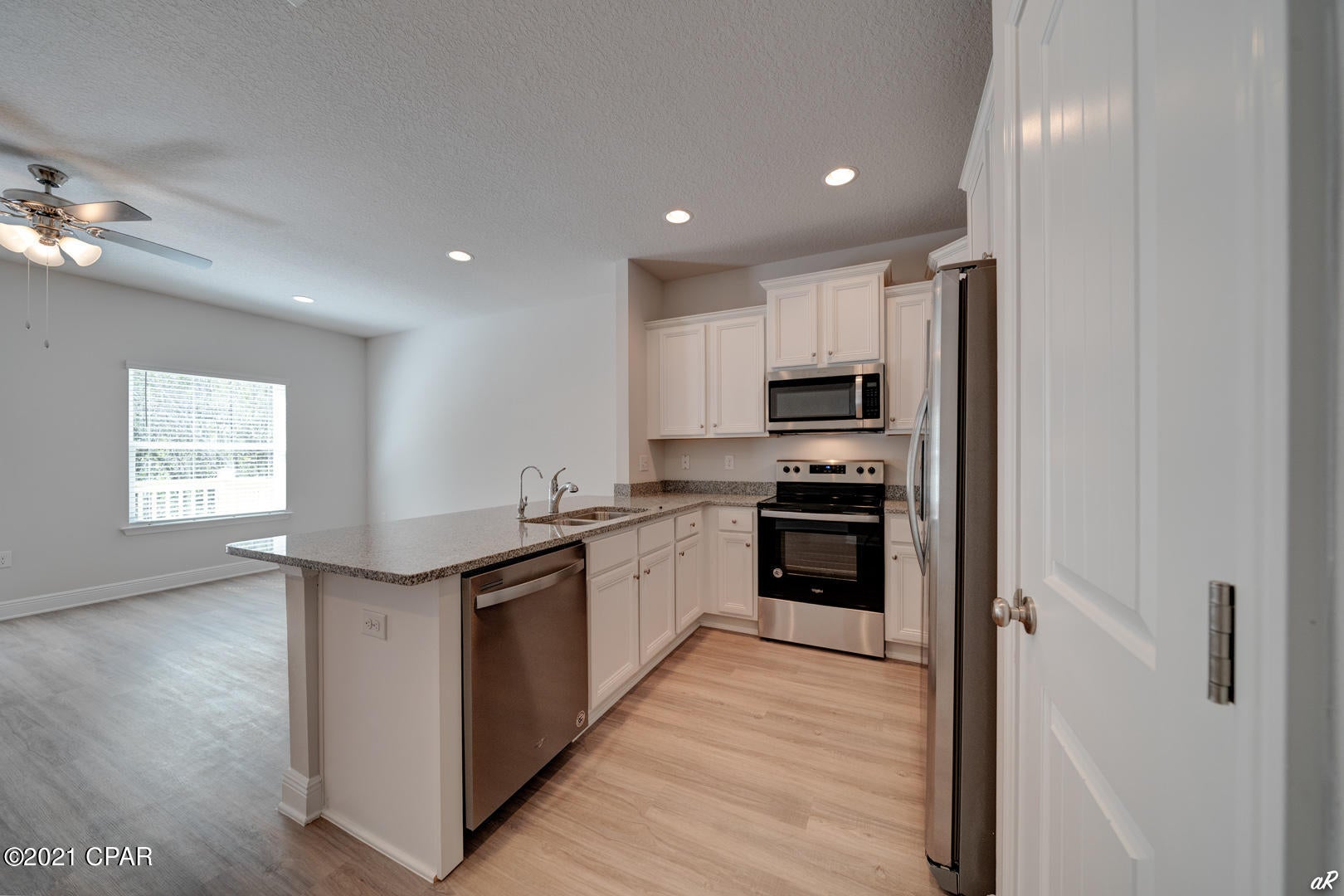 Hathaway Townhomes - Residential Lease