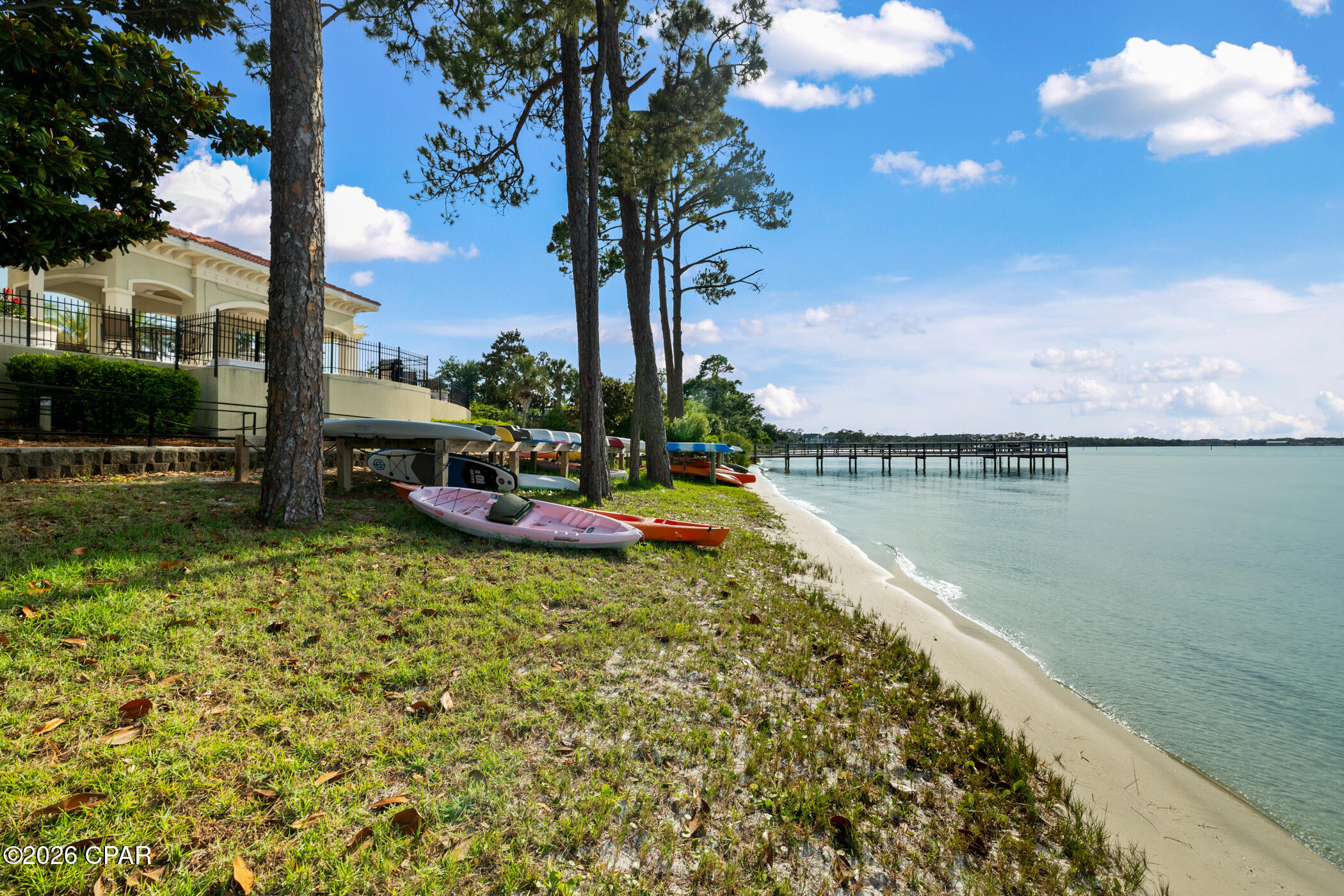 Magnolia Bay Club - Residential