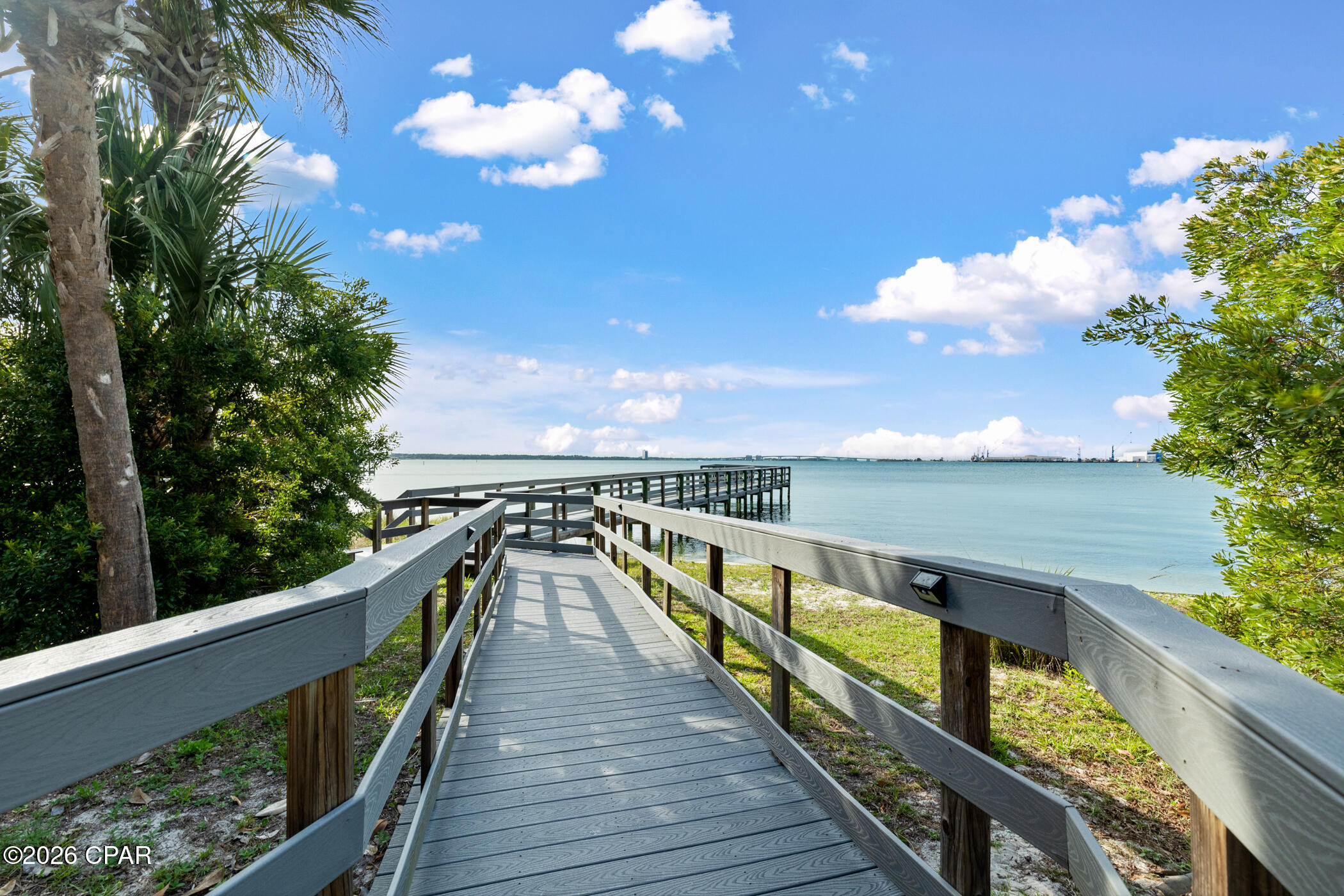 Magnolia Bay Club - Residential