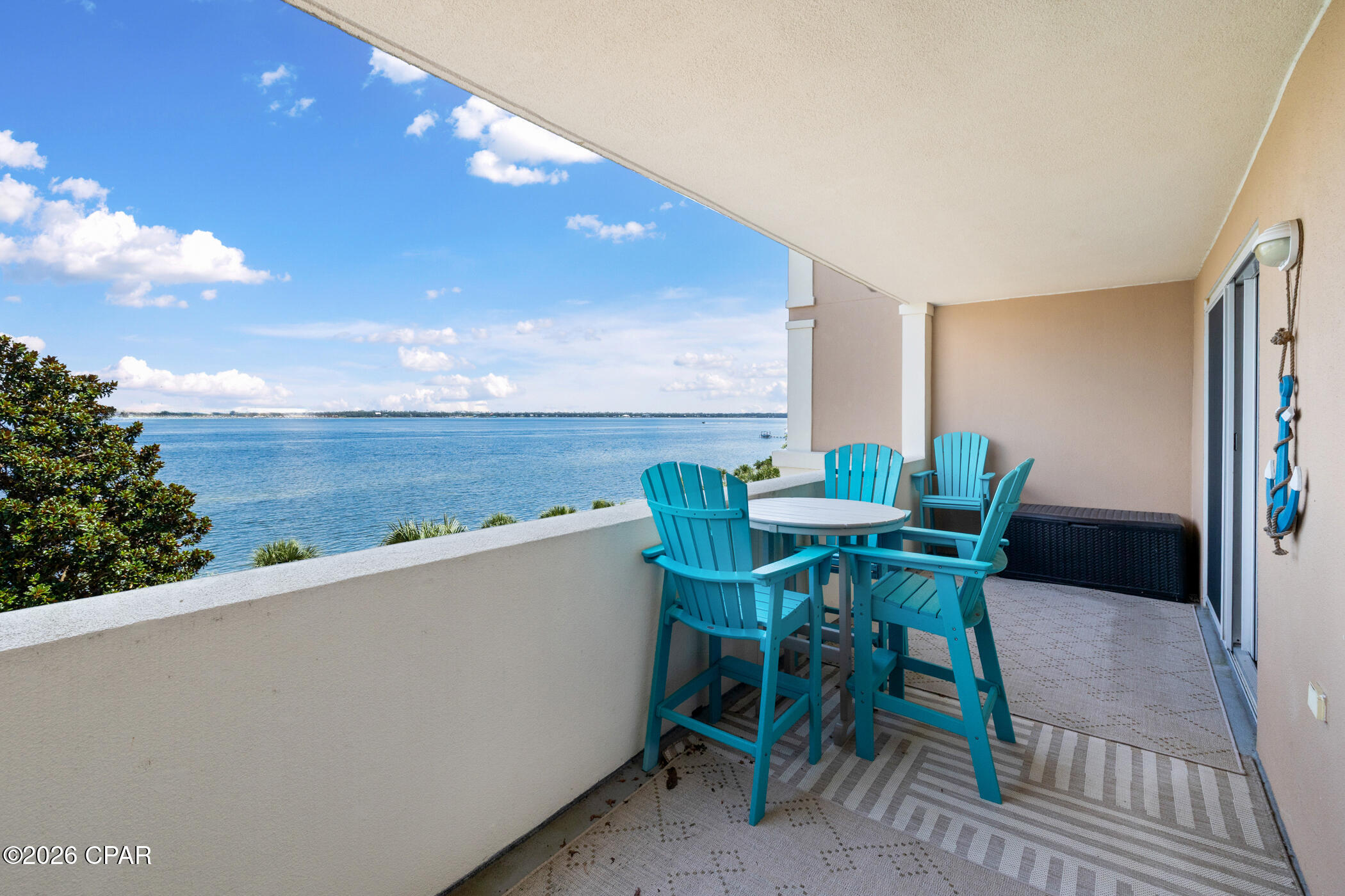 Magnolia Bay Club - Residential