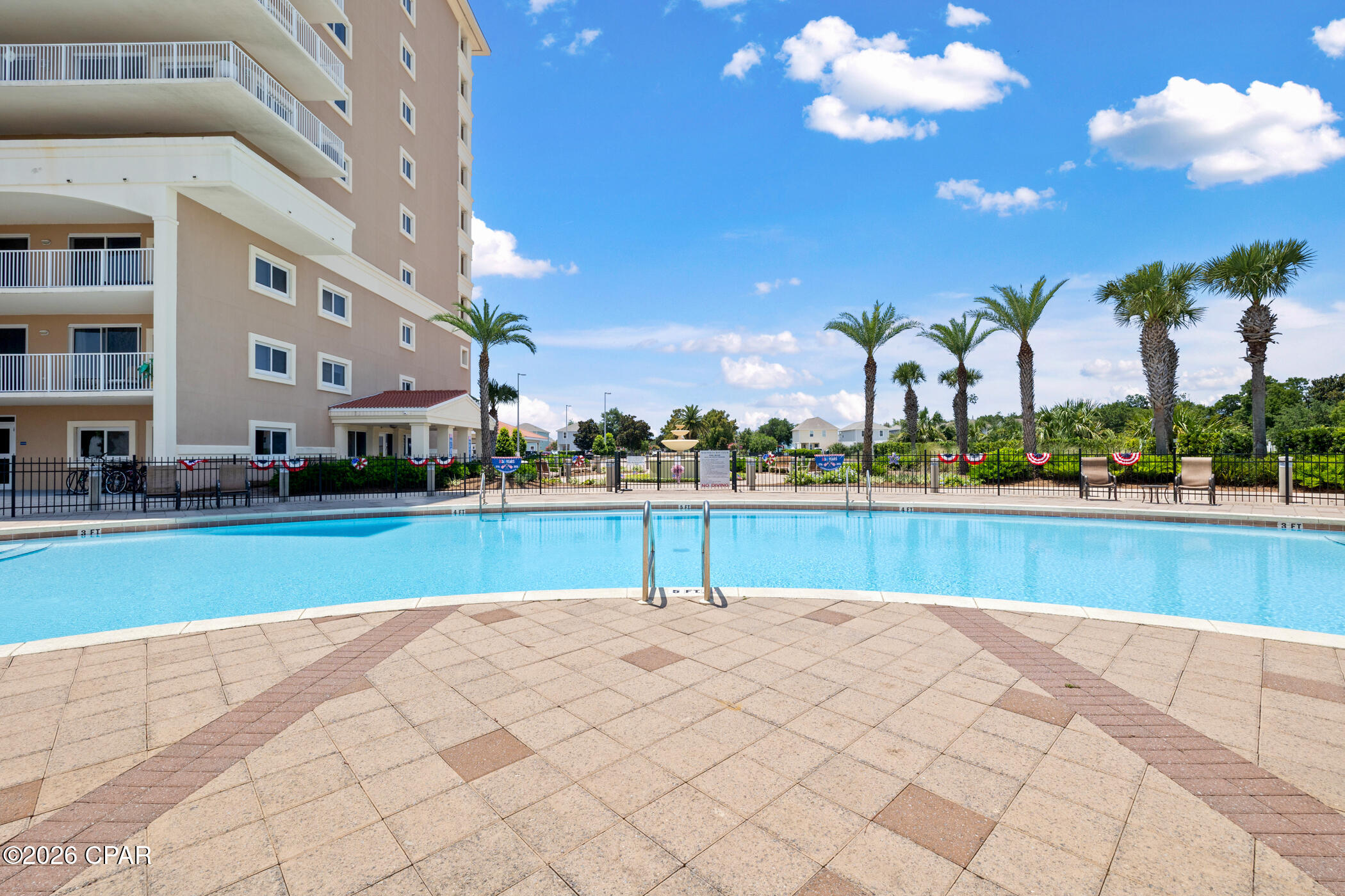 Magnolia Bay Club - Residential
