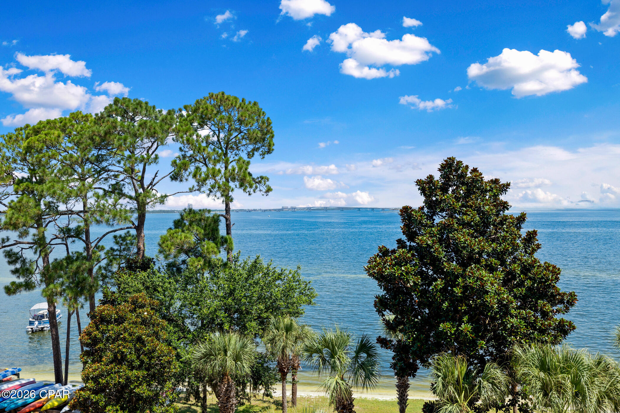 Magnolia Bay Club - Residential