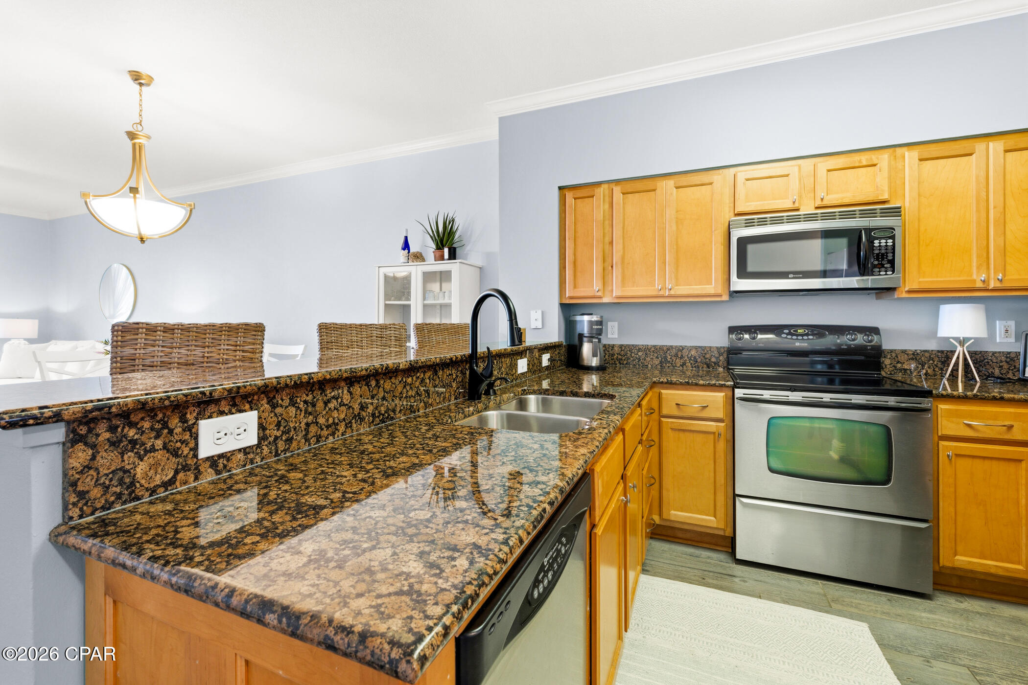 Magnolia Bay Club - Residential