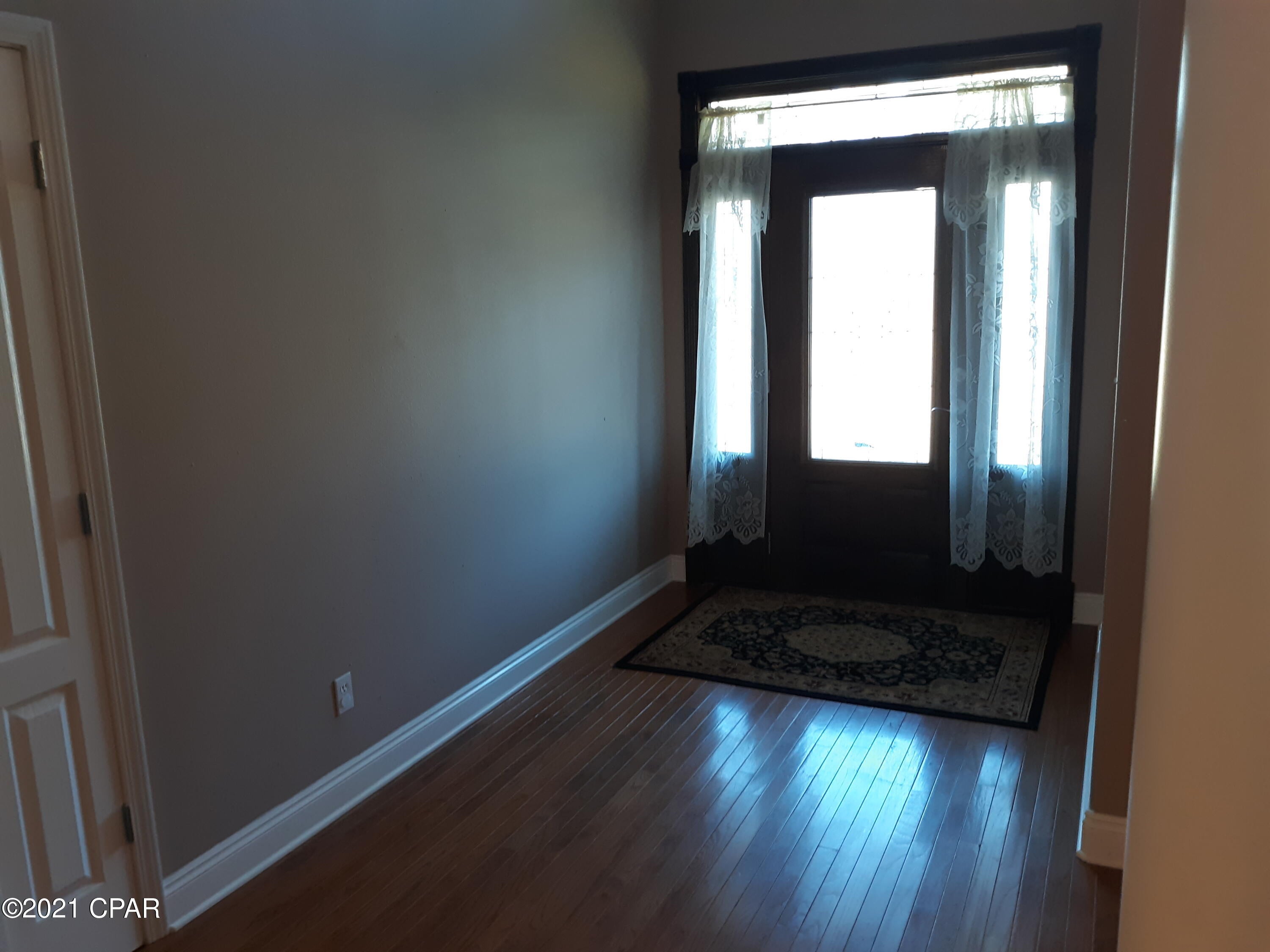 [No Recorded Subdiv] - Residential