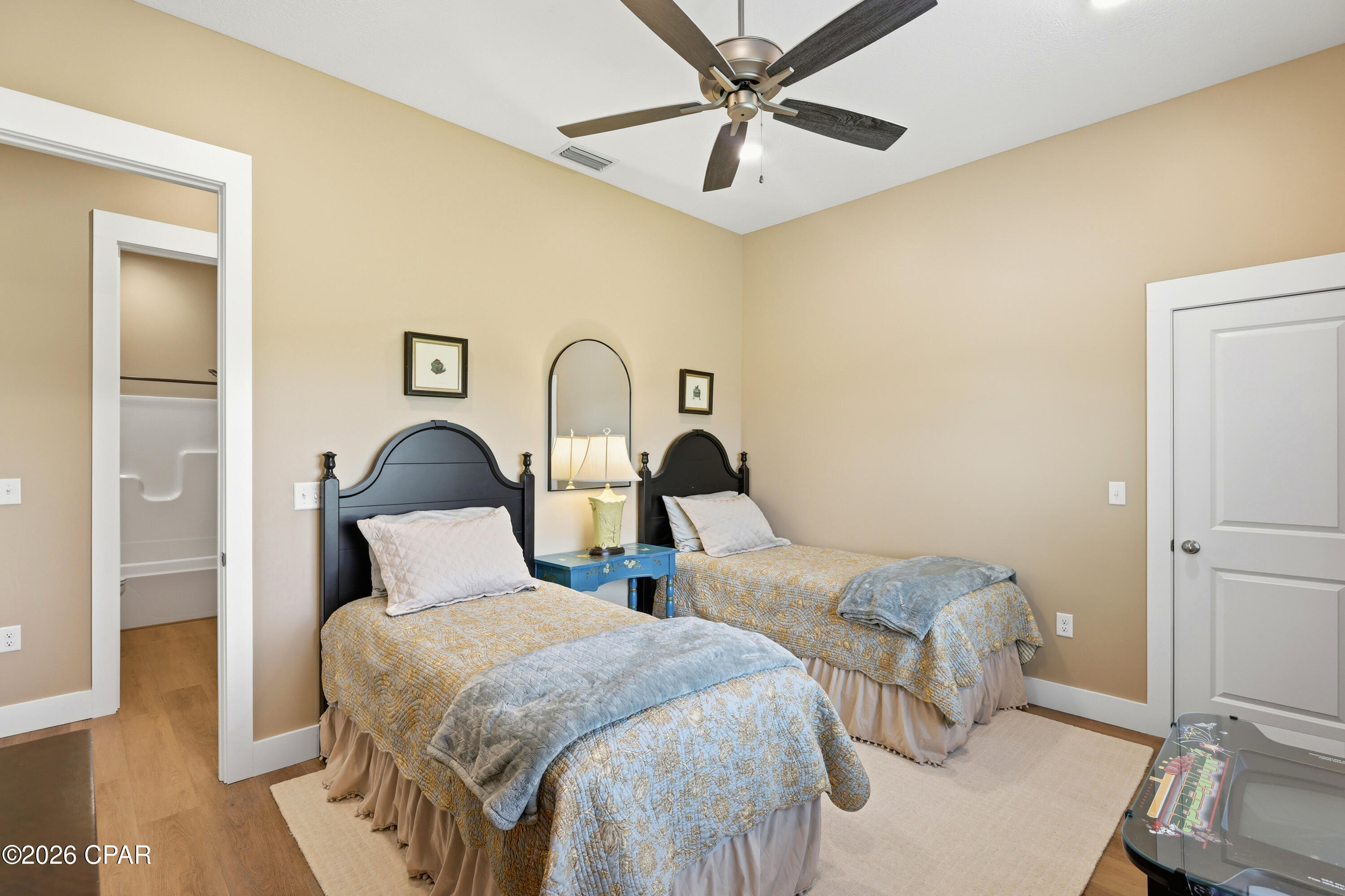 Kirkland Manor - Residential