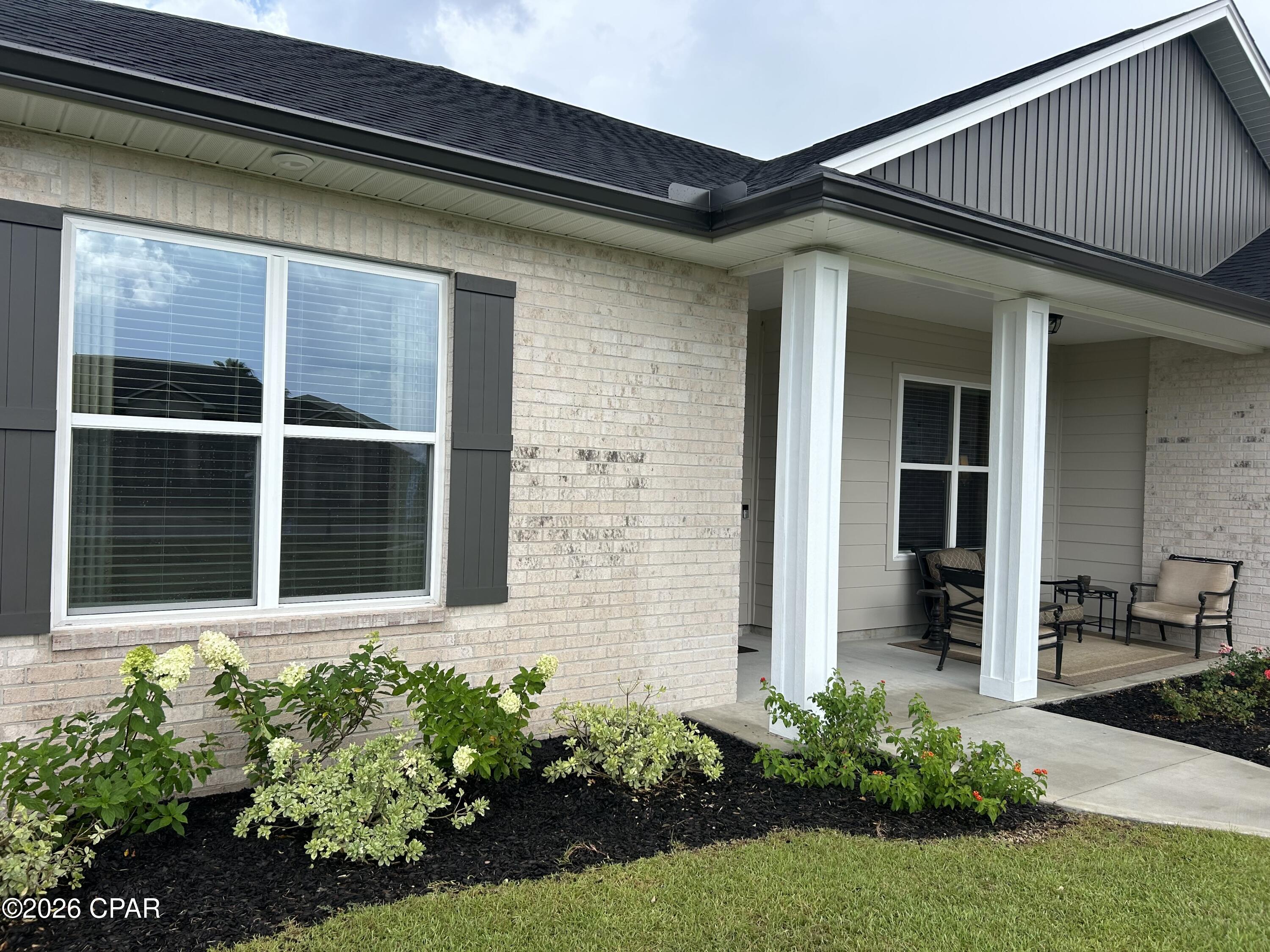 Kirkland Manor - Residential