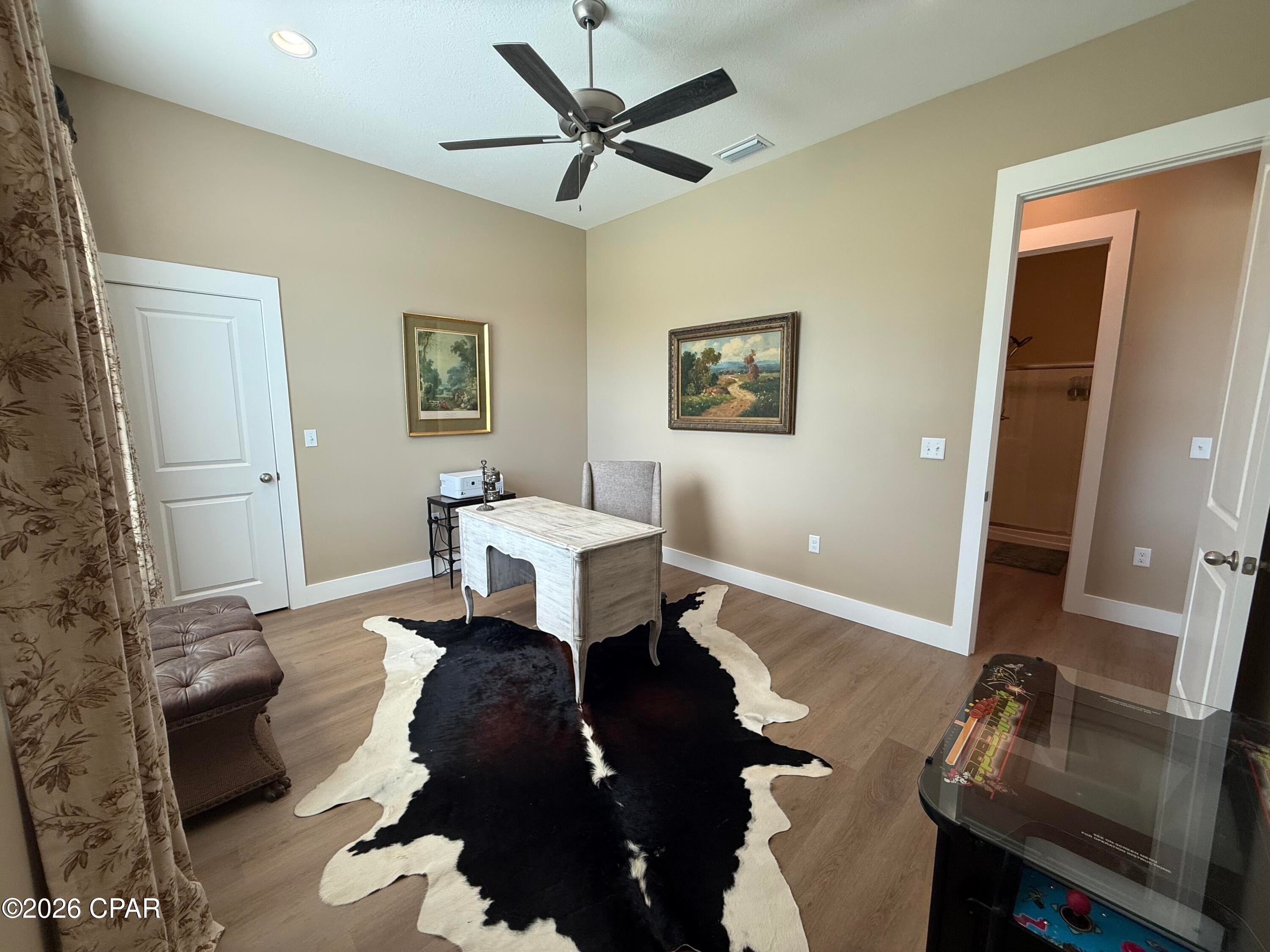 Kirkland Manor - Residential
