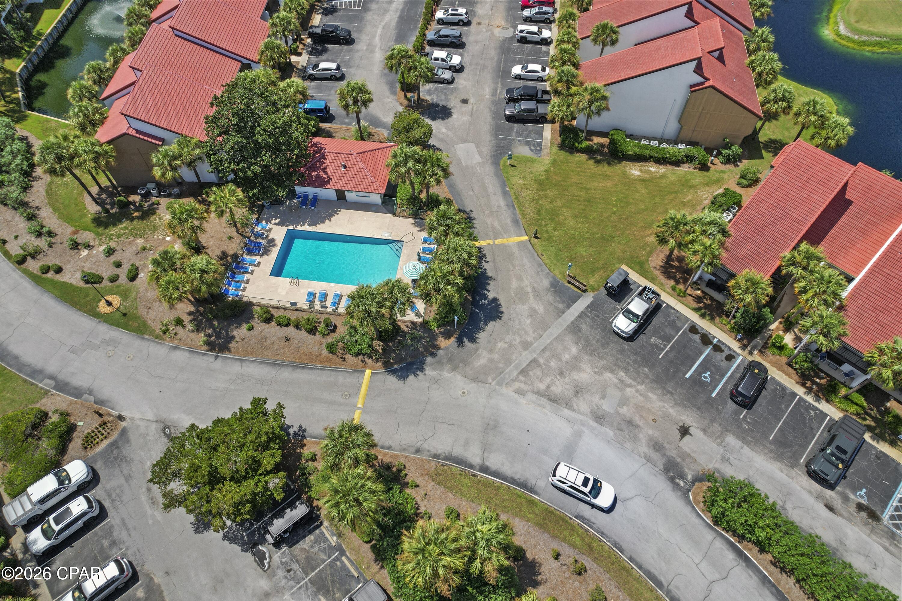 Edgewater Golf Villas V-B - Residential