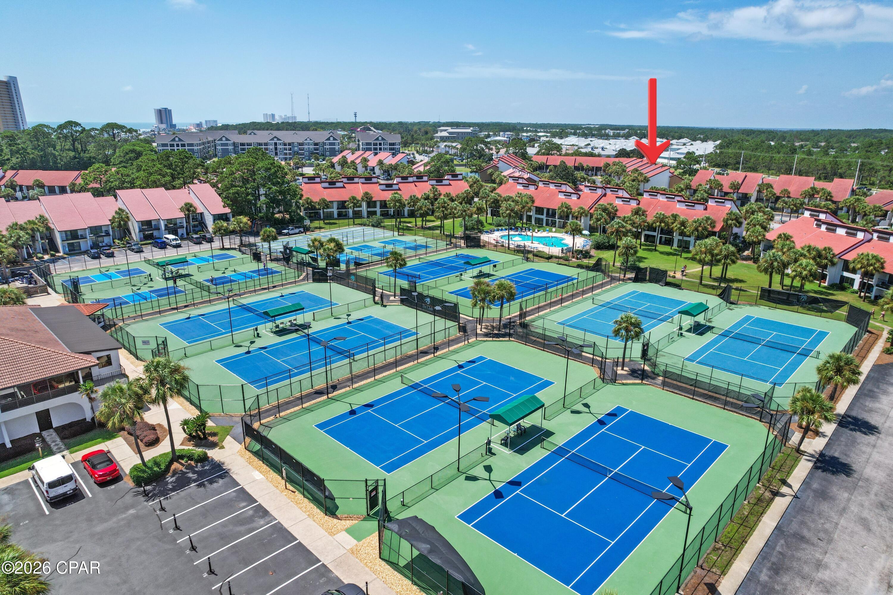 Edgewater Golf Villas V-B - Residential