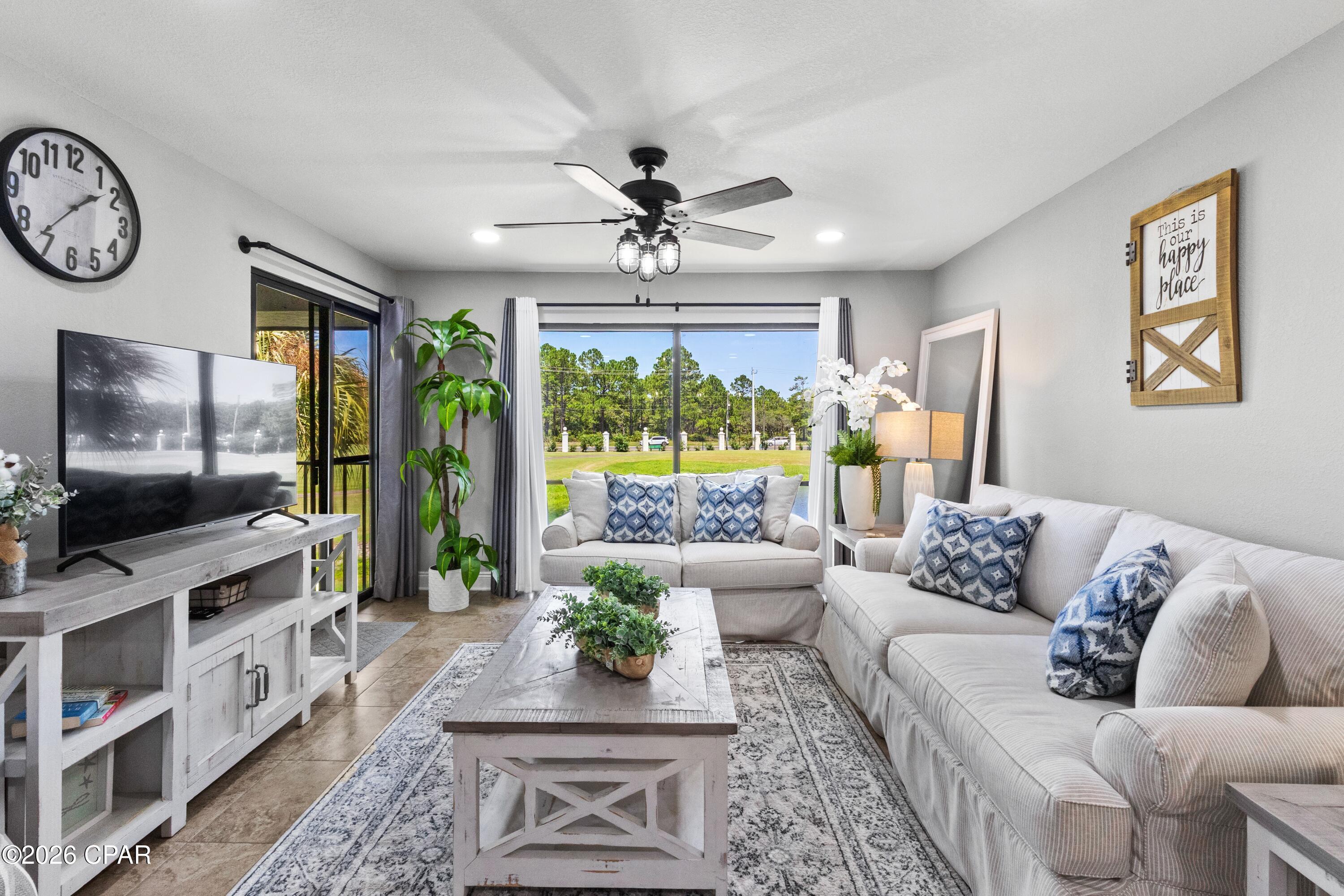 Edgewater Golf Villas V-B - Residential
