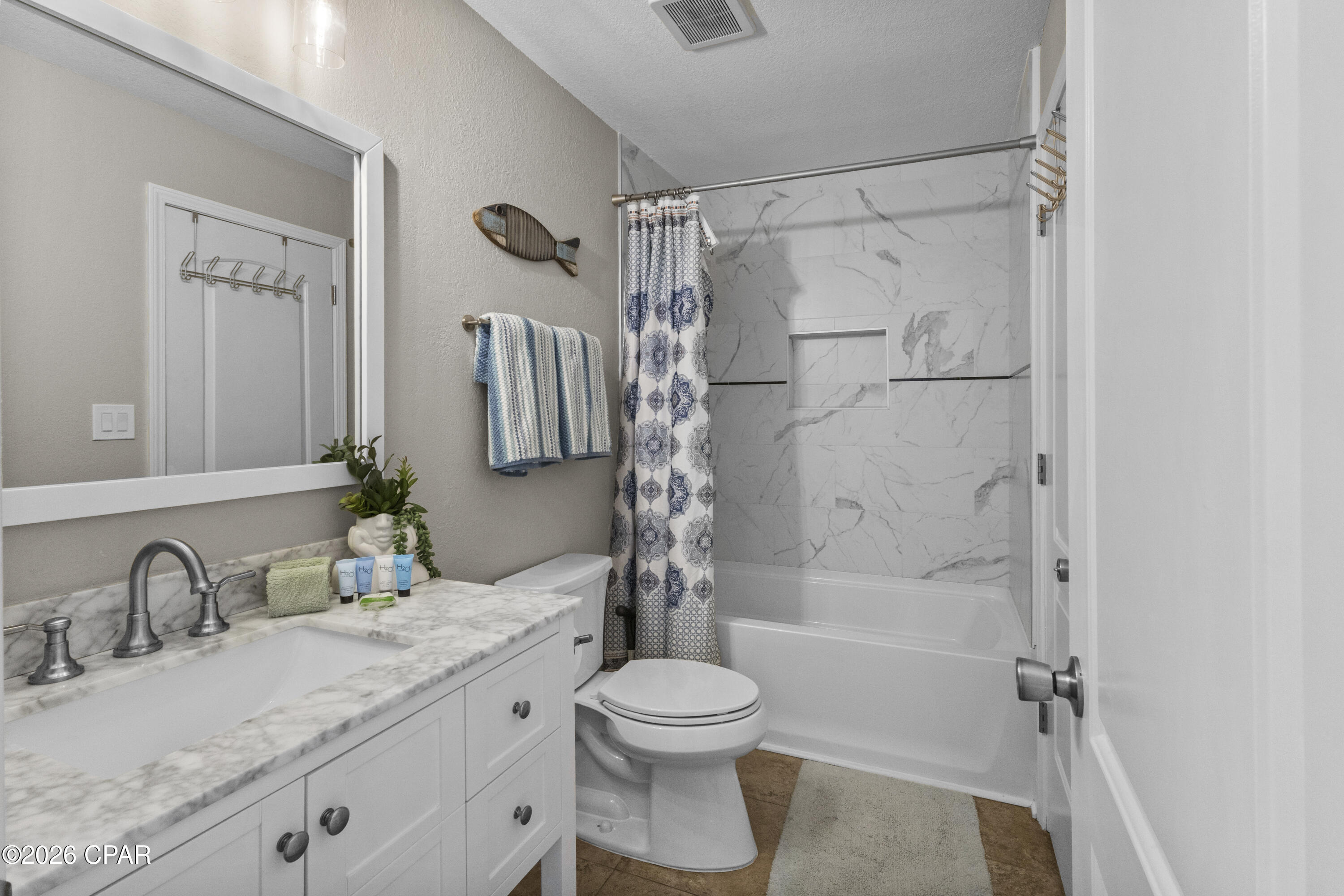 Edgewater Golf Villas V-B - Residential