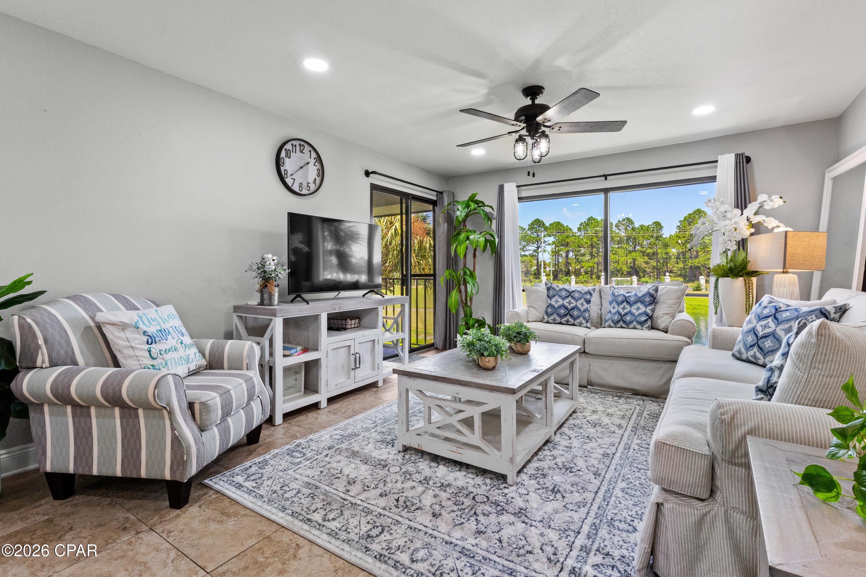 Edgewater Golf Villas V-B - Residential