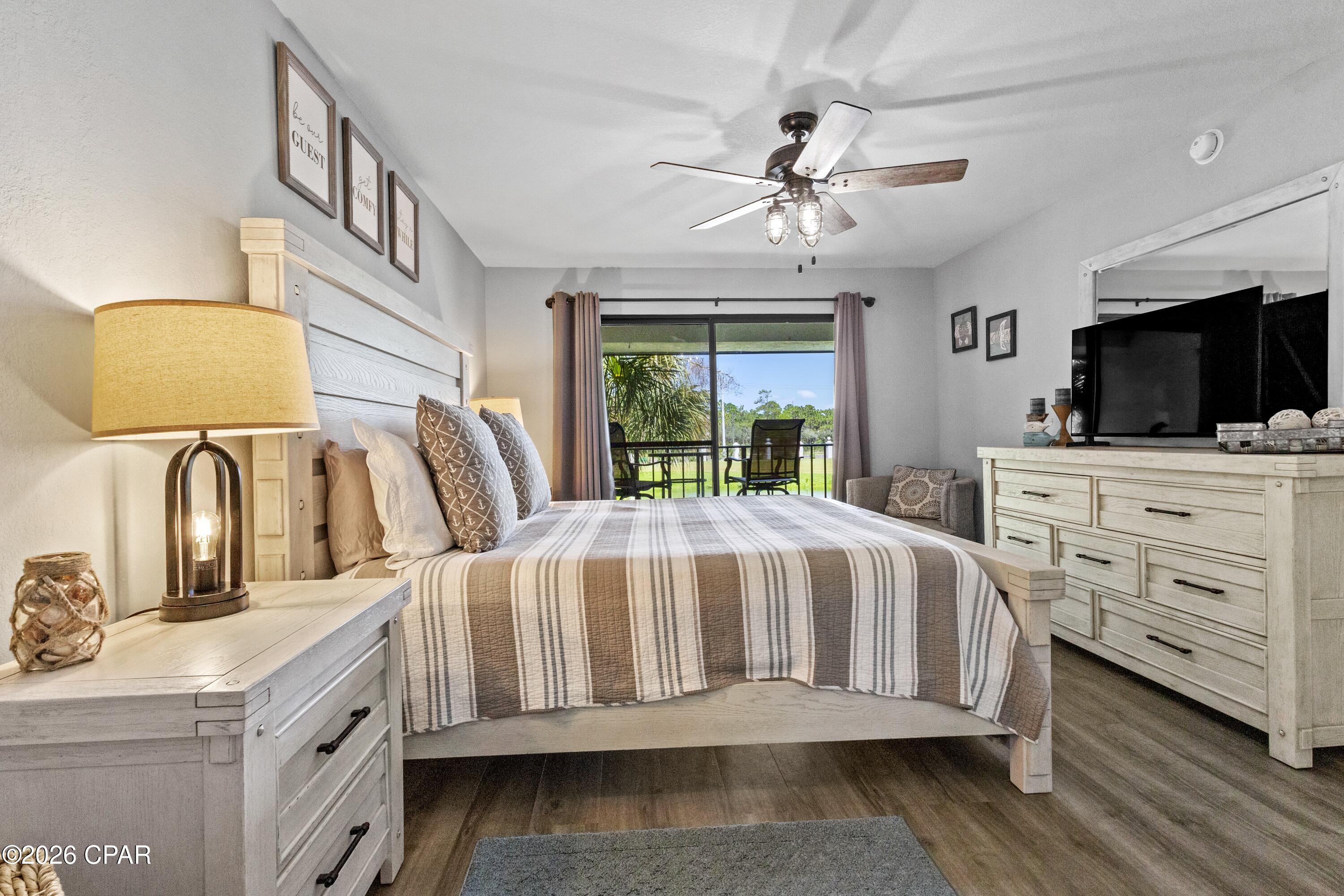 Edgewater Golf Villas V-B - Residential