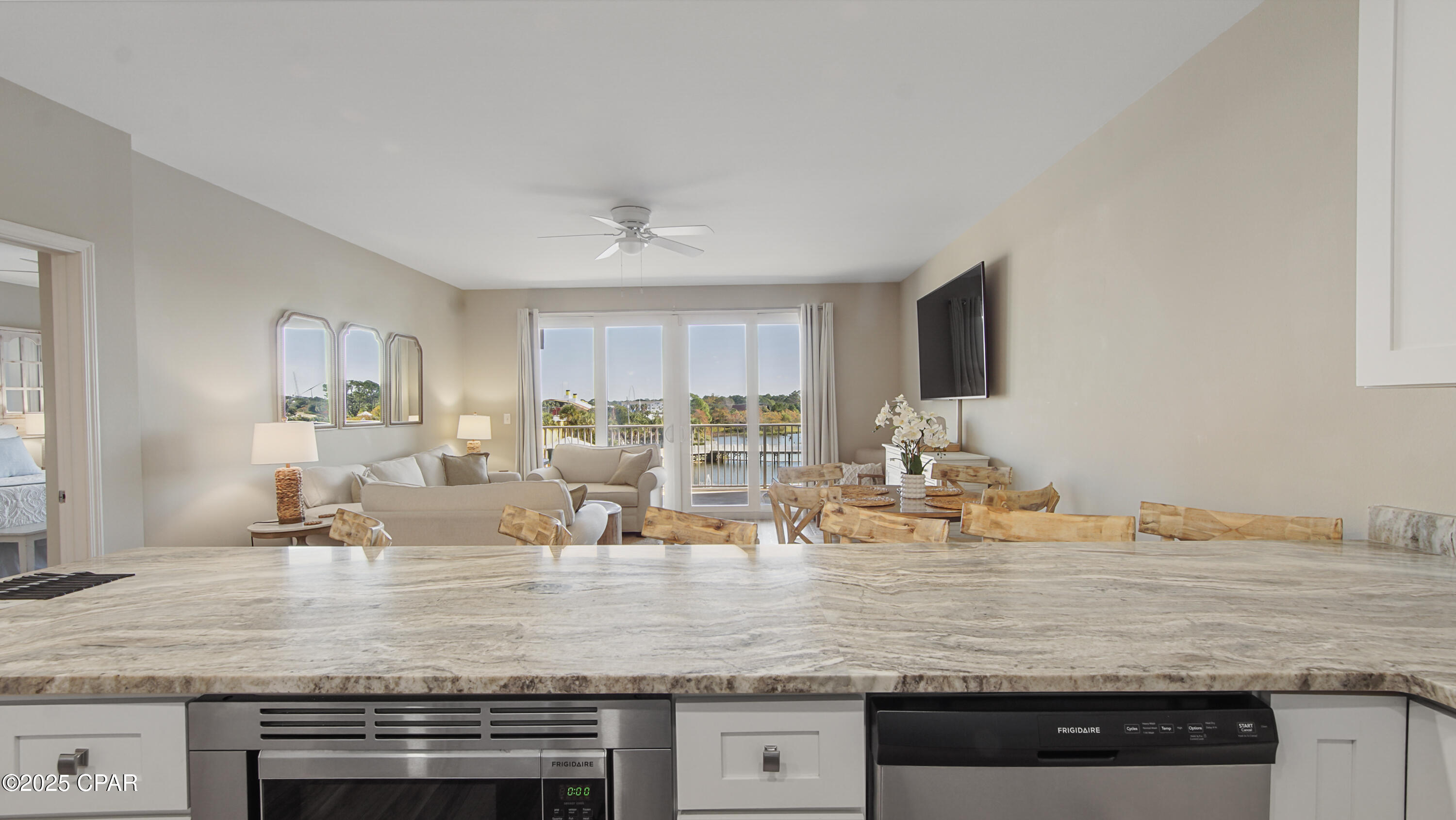 Laketown Wharf - Residential