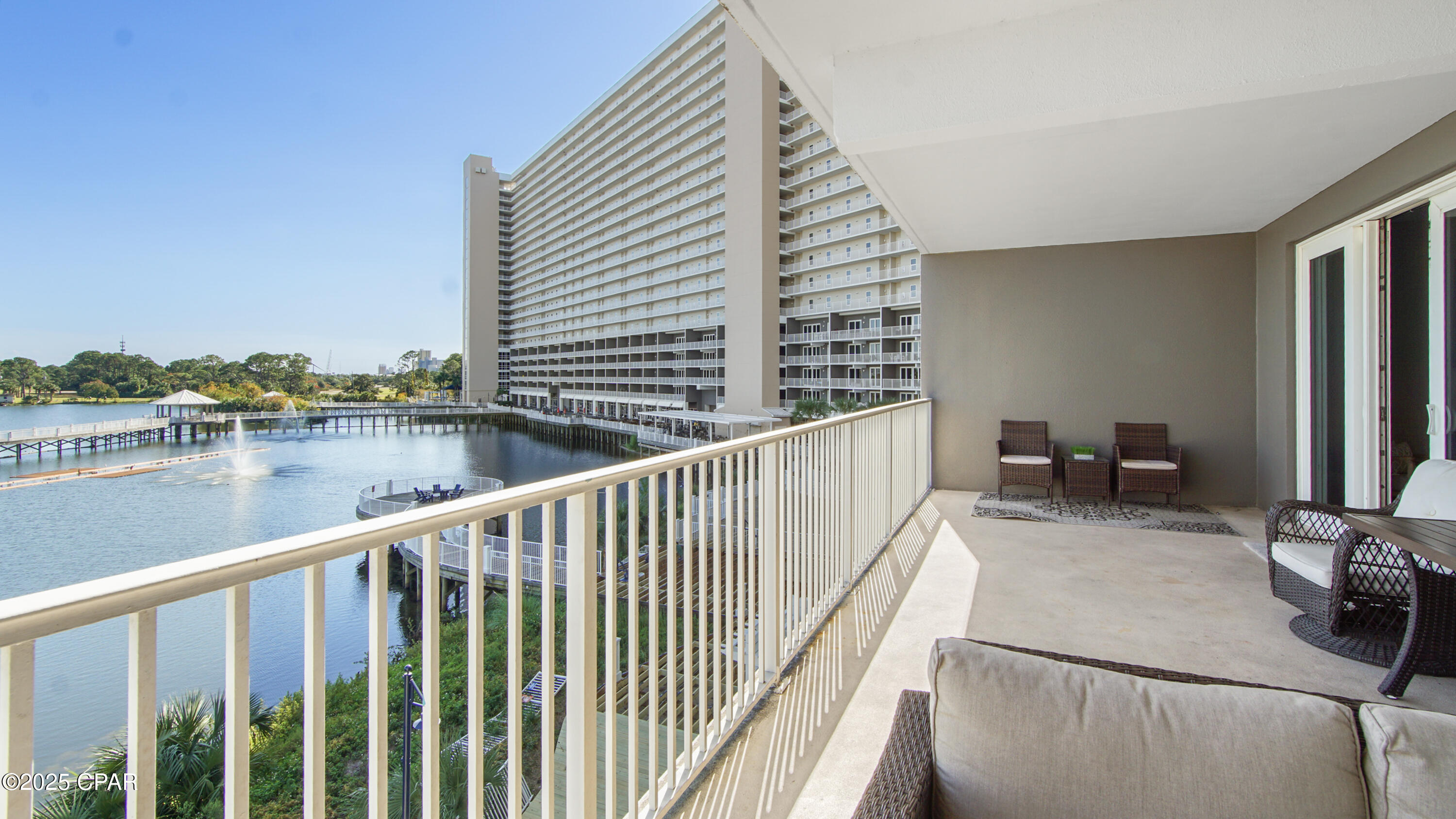 Laketown Wharf - Residential