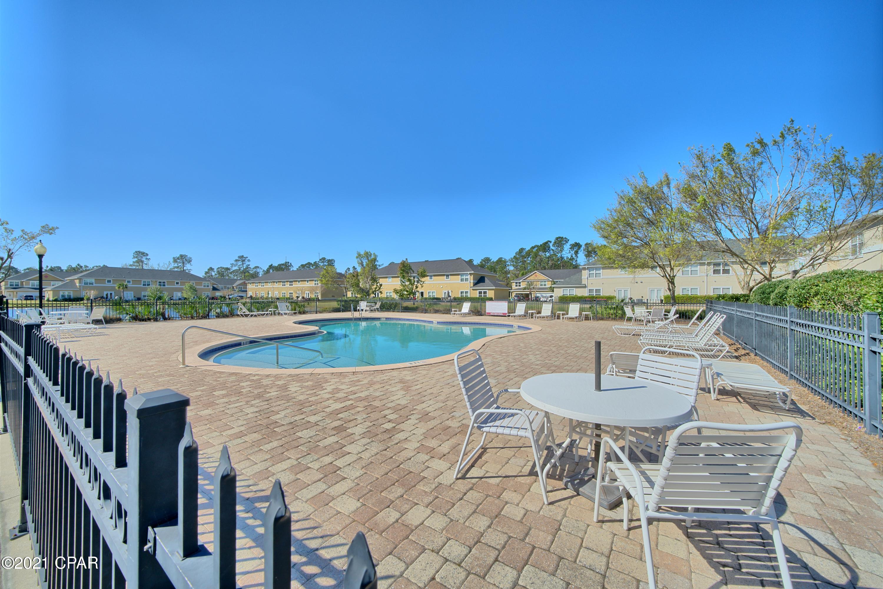 Annabella's Townhomes - Residential