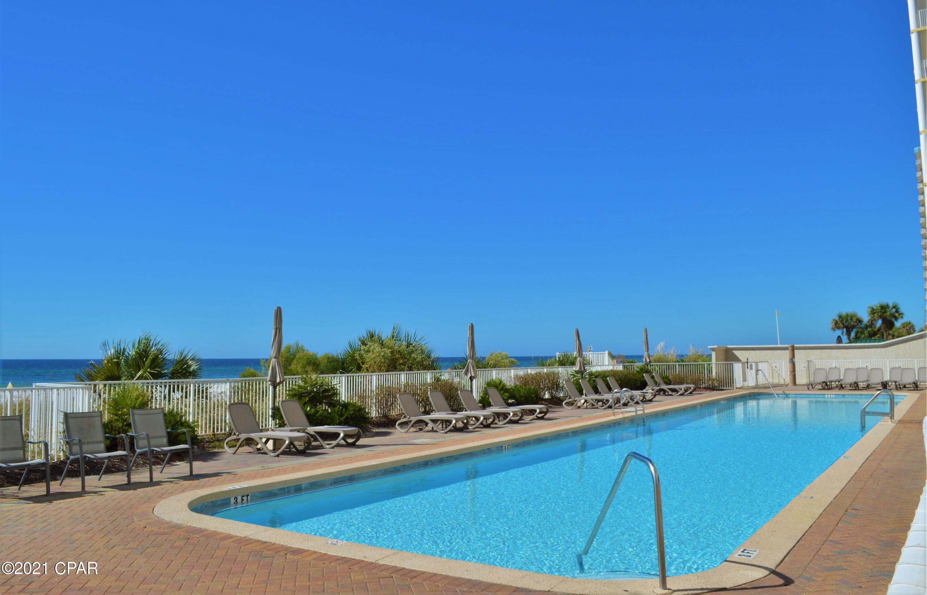 Twin Palms Resort - Residential