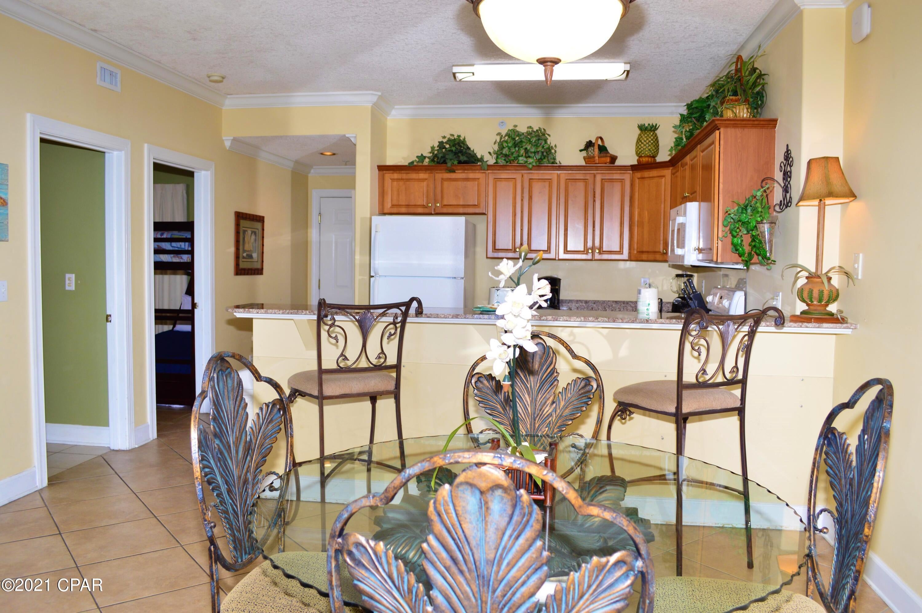 Twin Palms Resort - Residential
