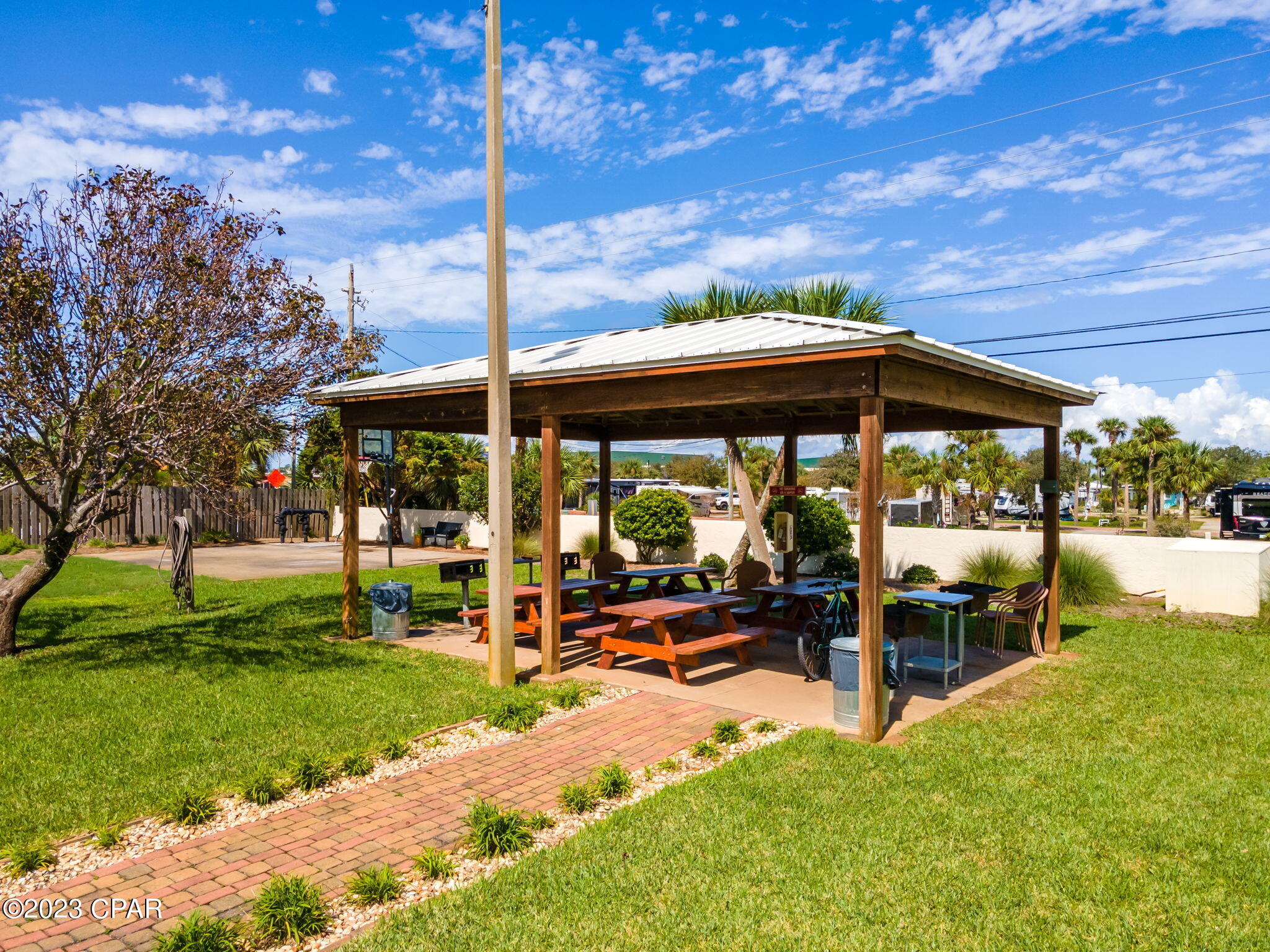 The Commodore - Residential