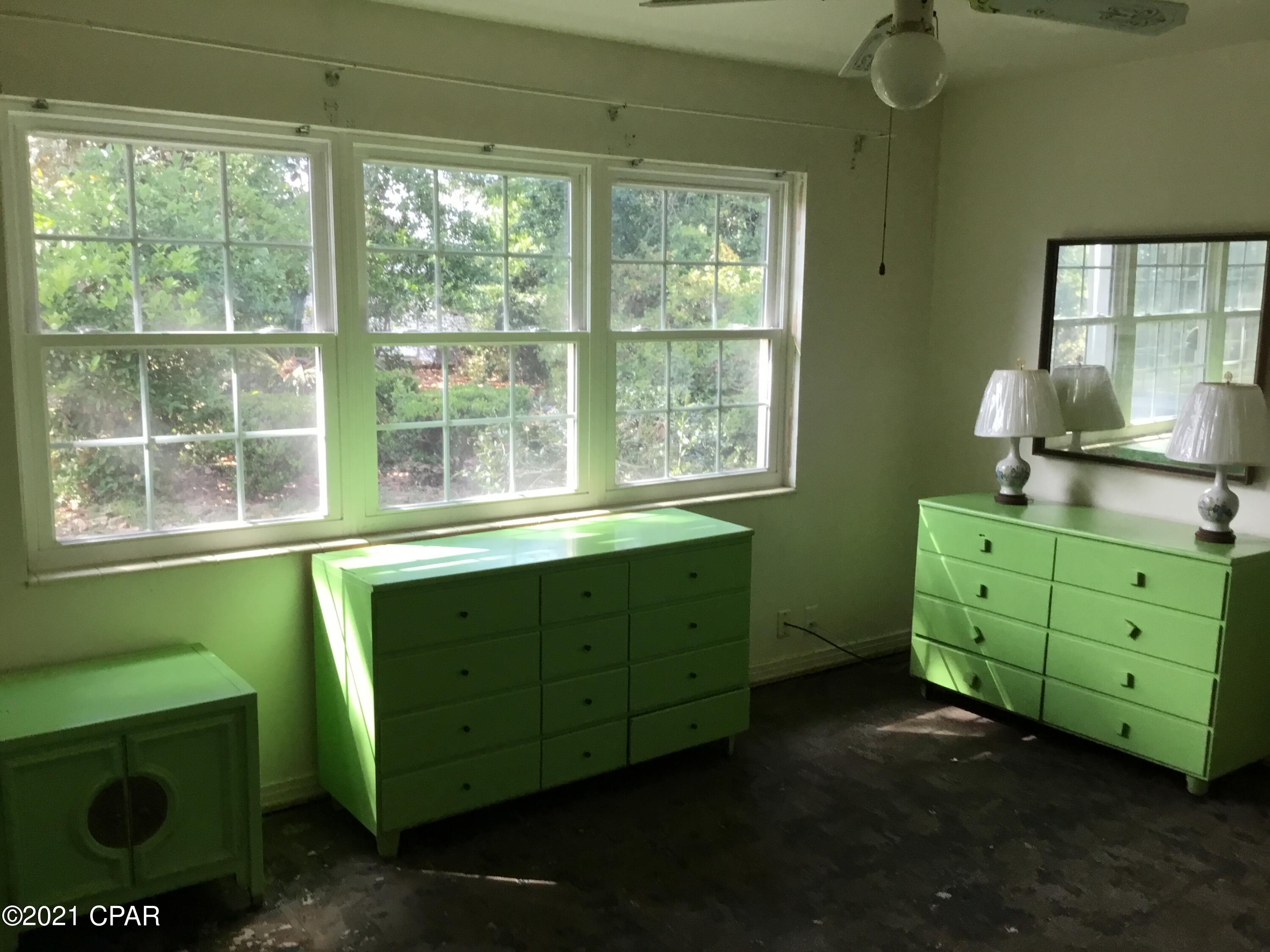 Woodlawn Unit 1 - Residential