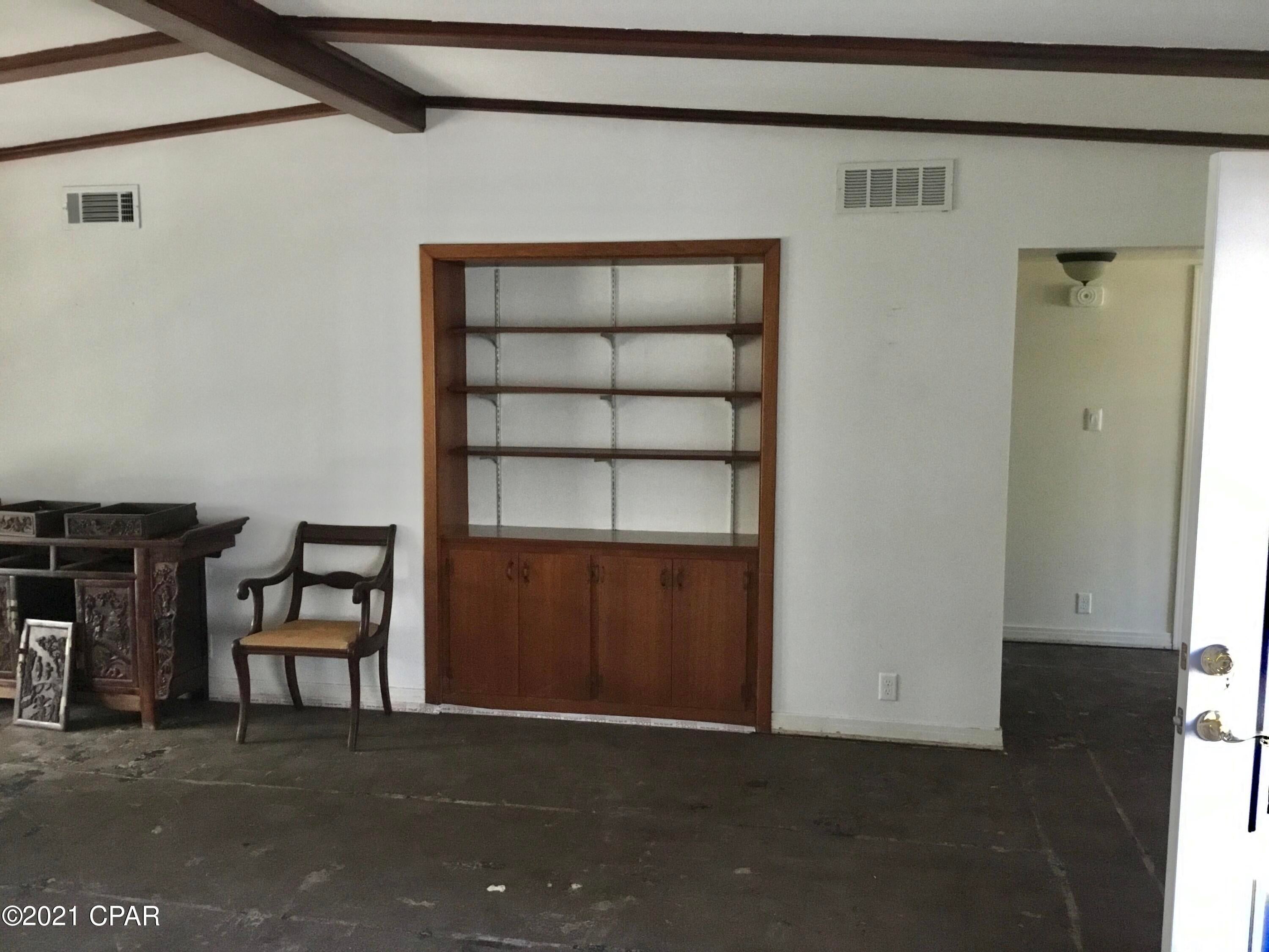 Woodlawn Unit 1 - Residential