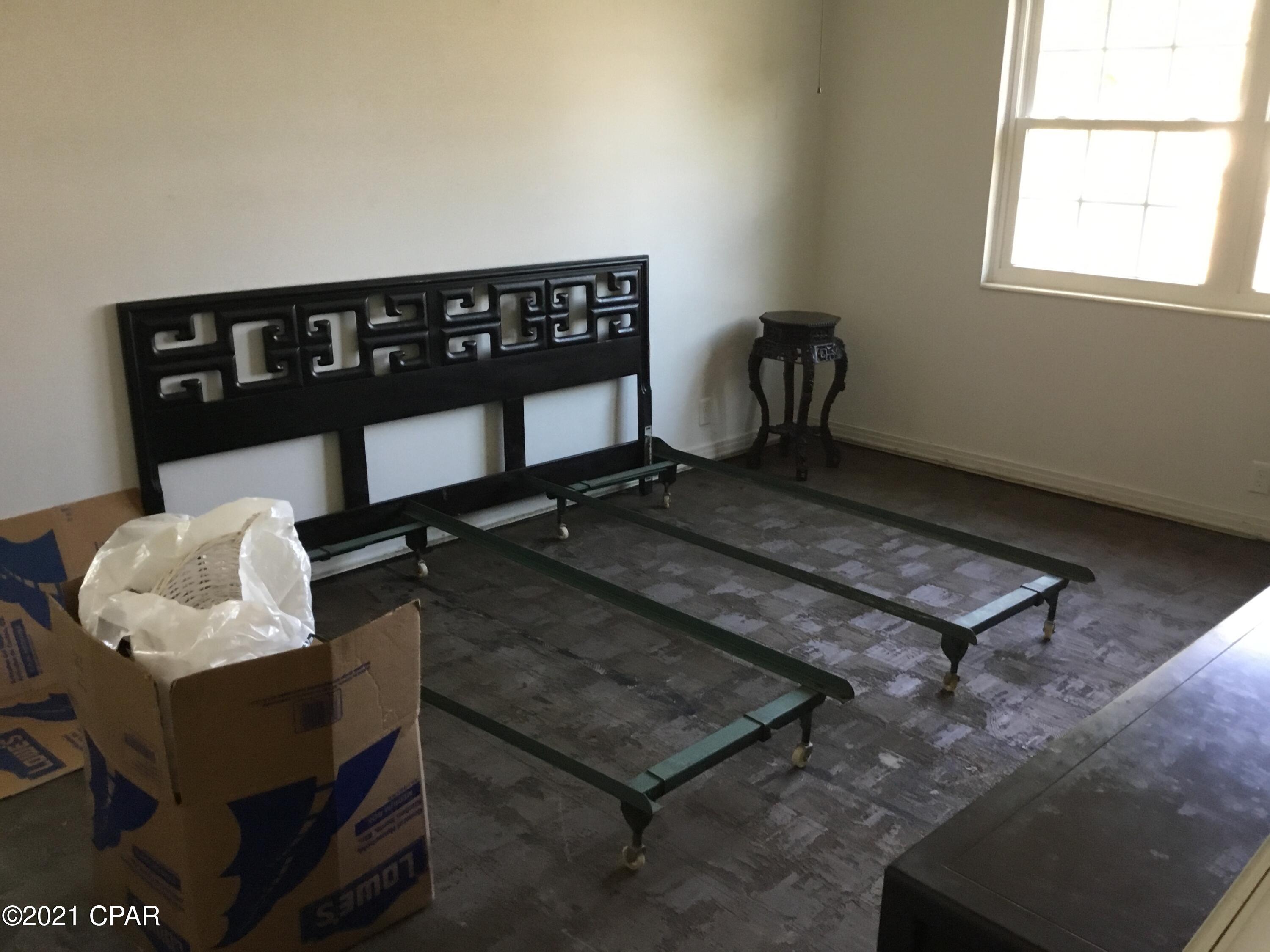 Woodlawn Unit 1 - Residential