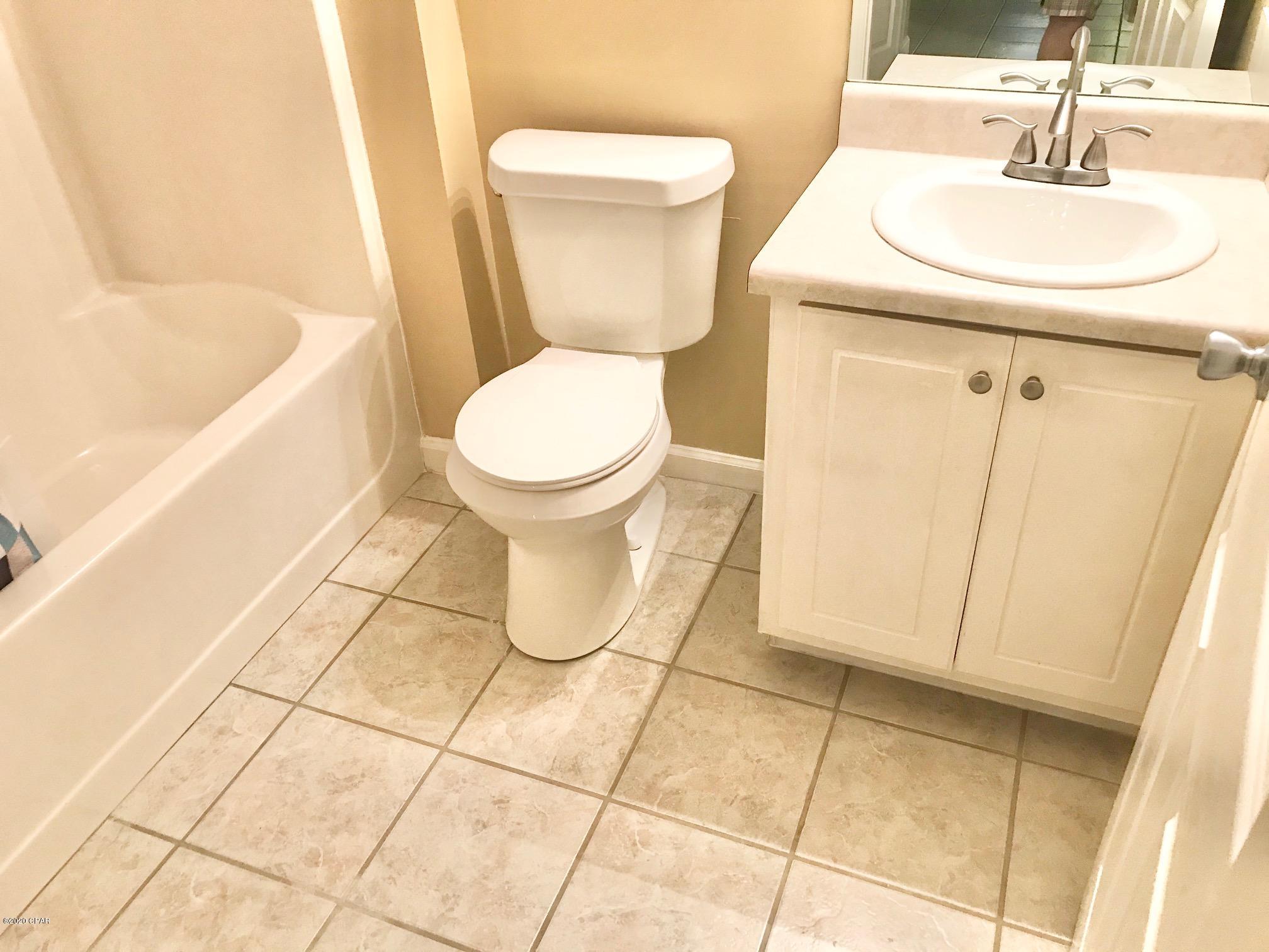 Pines 2nd Add - Residential Lease