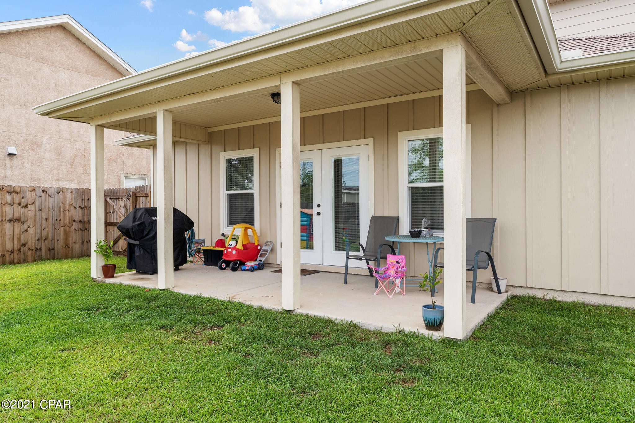 Ashlee Manor - Residential