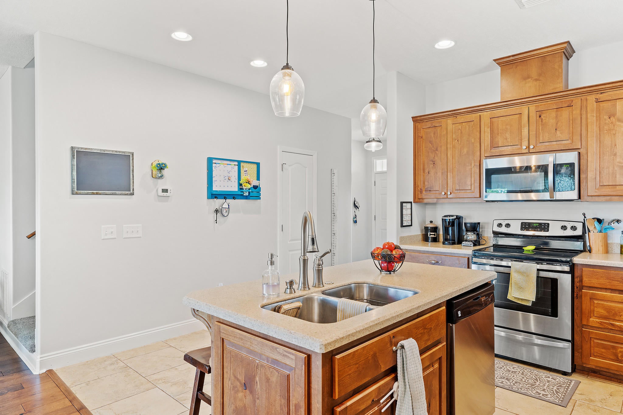 Ashlee Manor - Residential