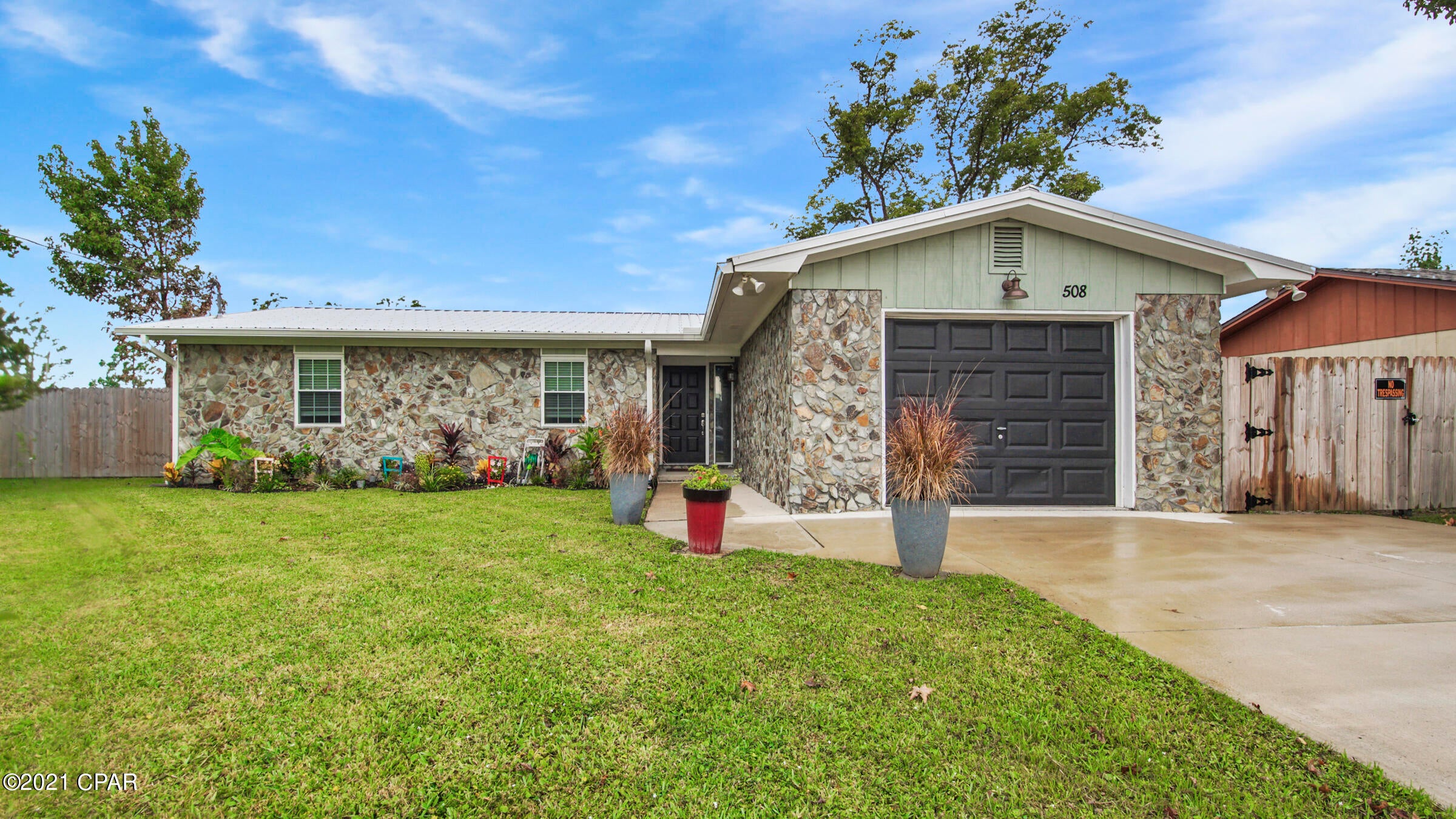 Pine Forest Est Ph 1 - Residential