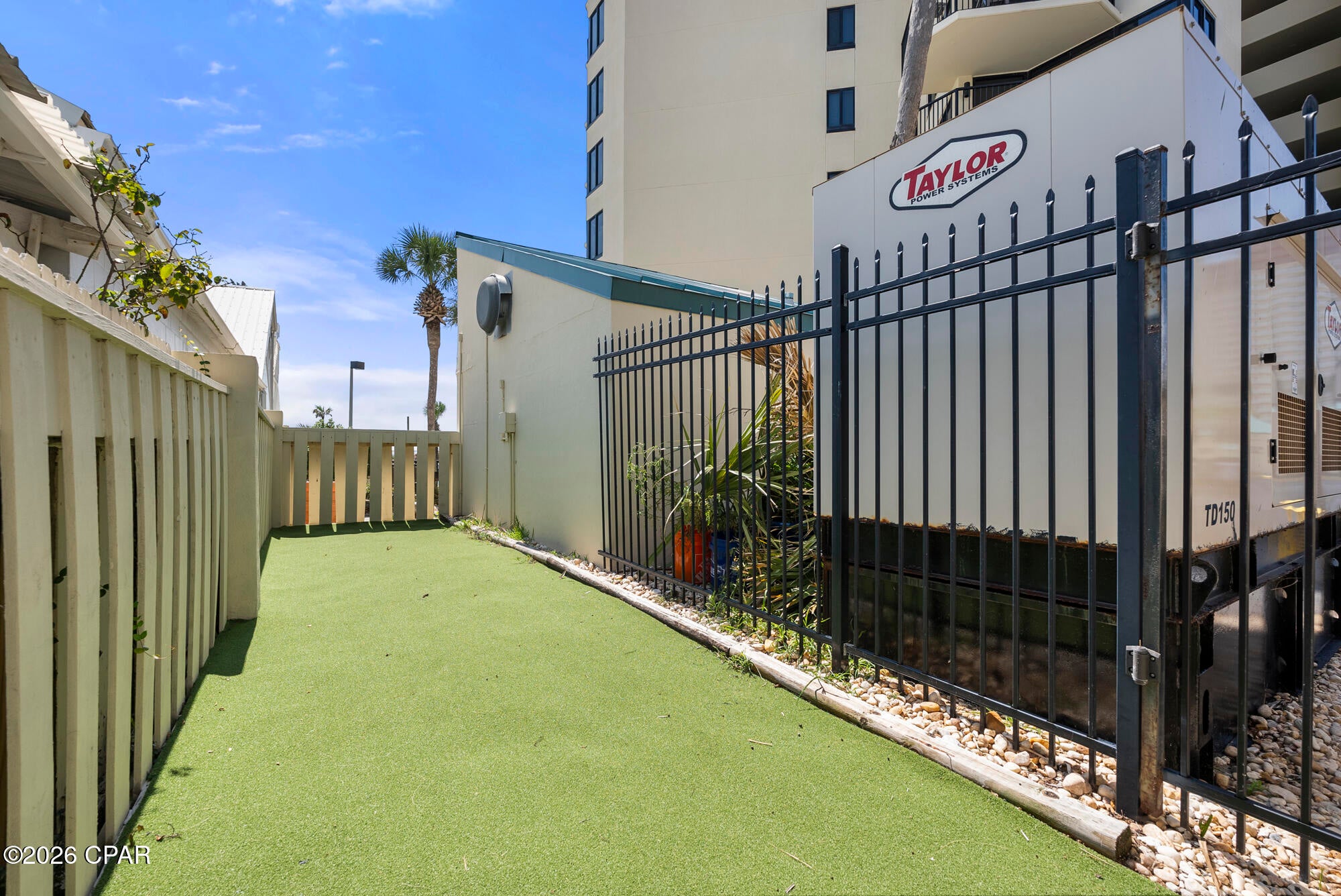 Sunbird Condo - Residential