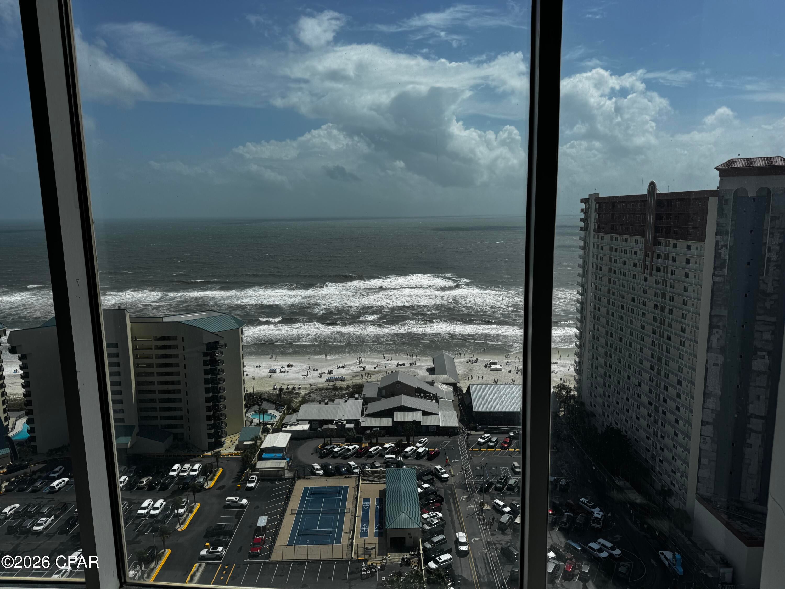 Laketown Wharf - Commercial Sale